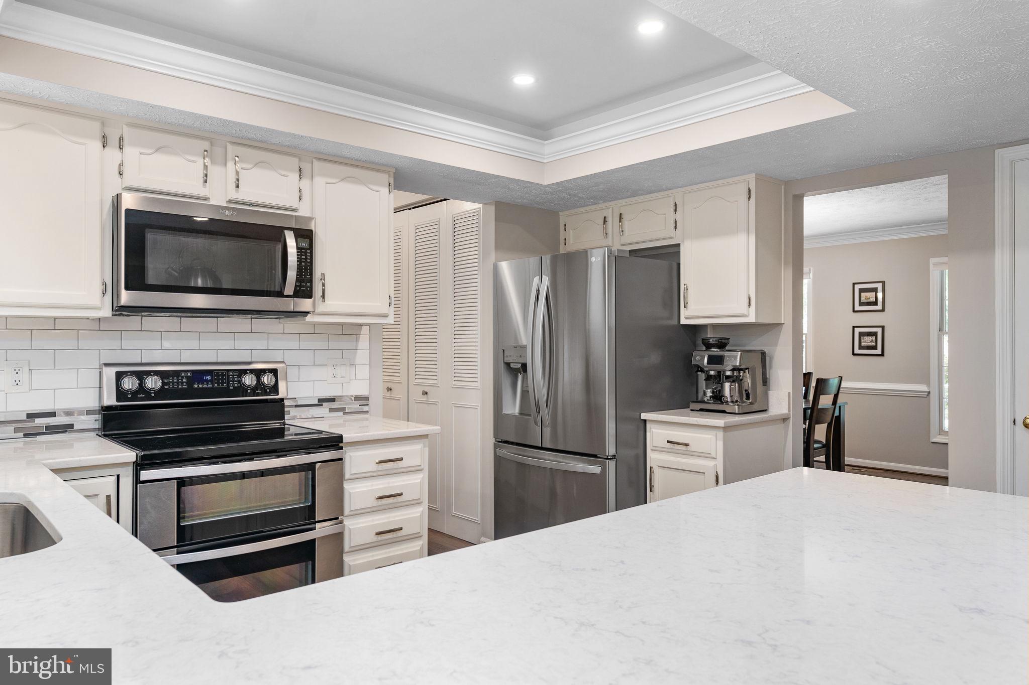 RESTON - Residential