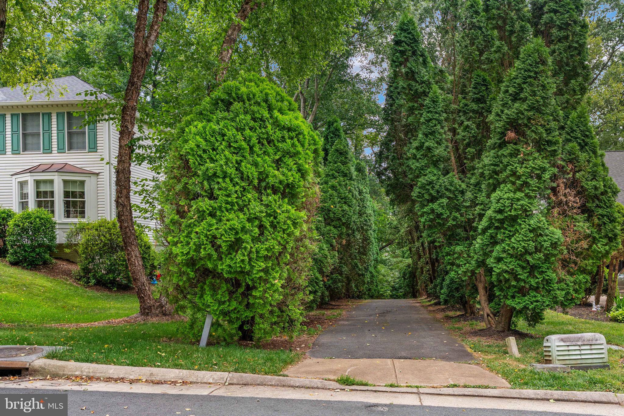 RESTON - Residential