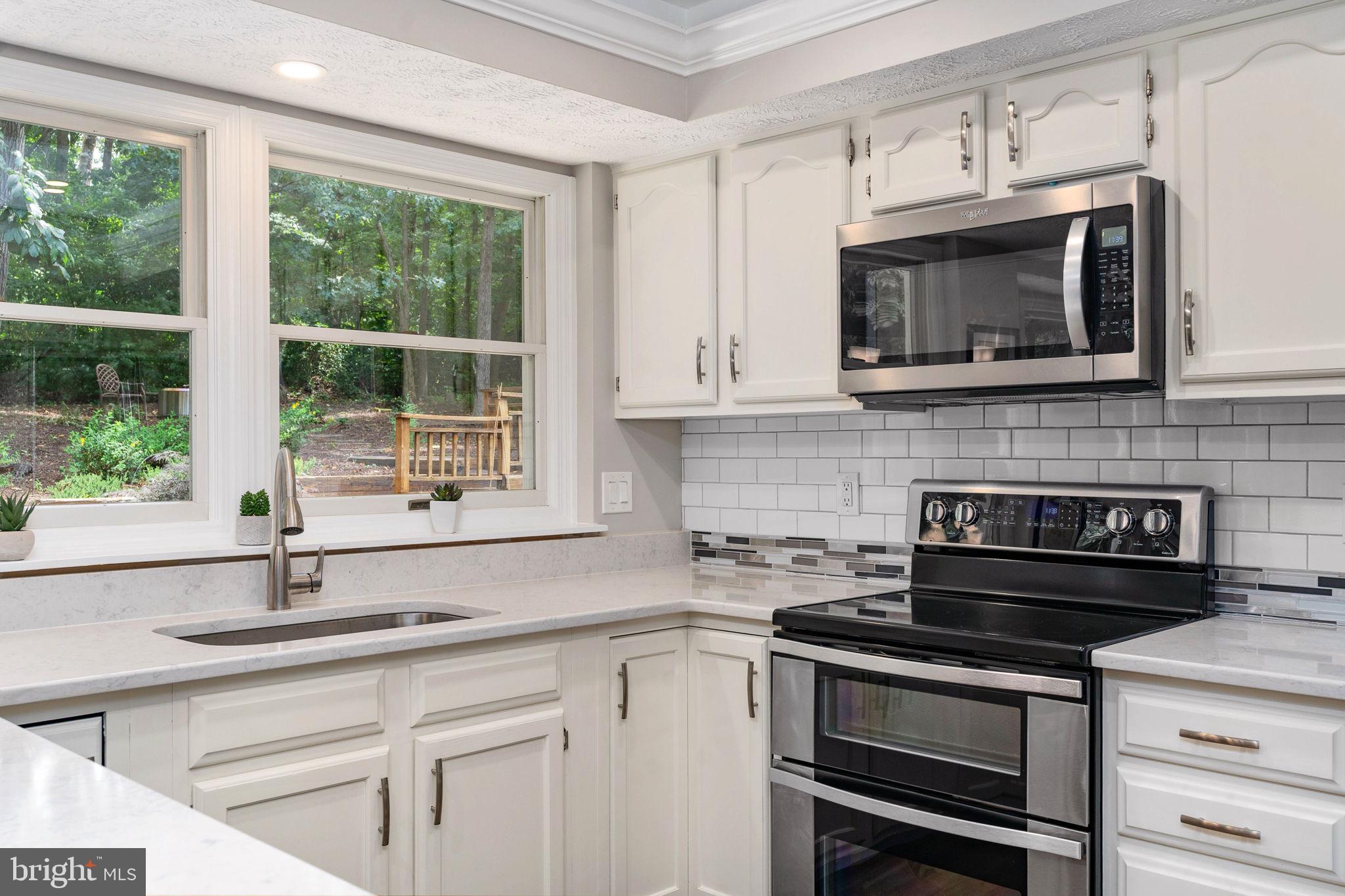 RESTON - Residential