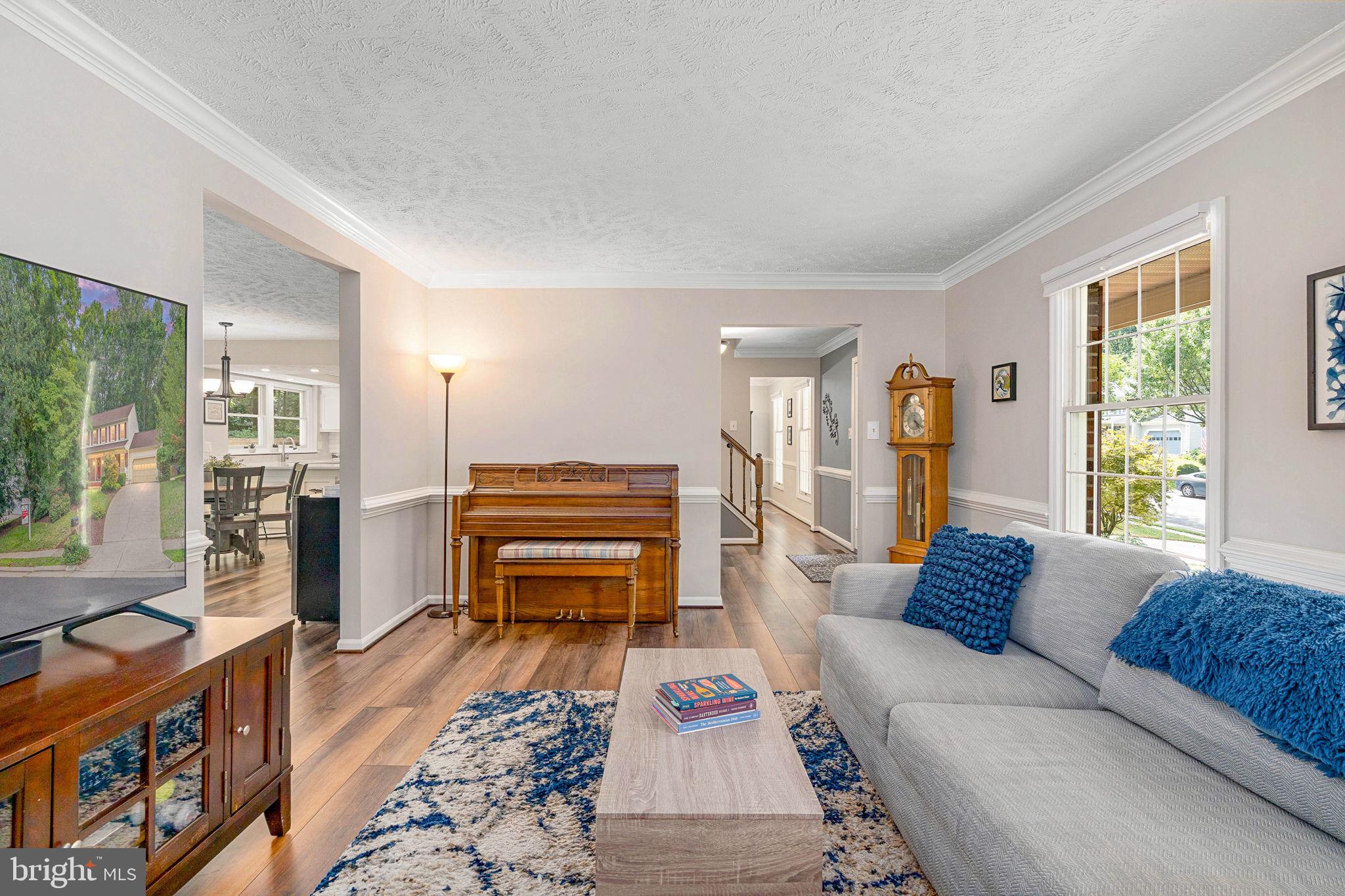 RESTON - Residential