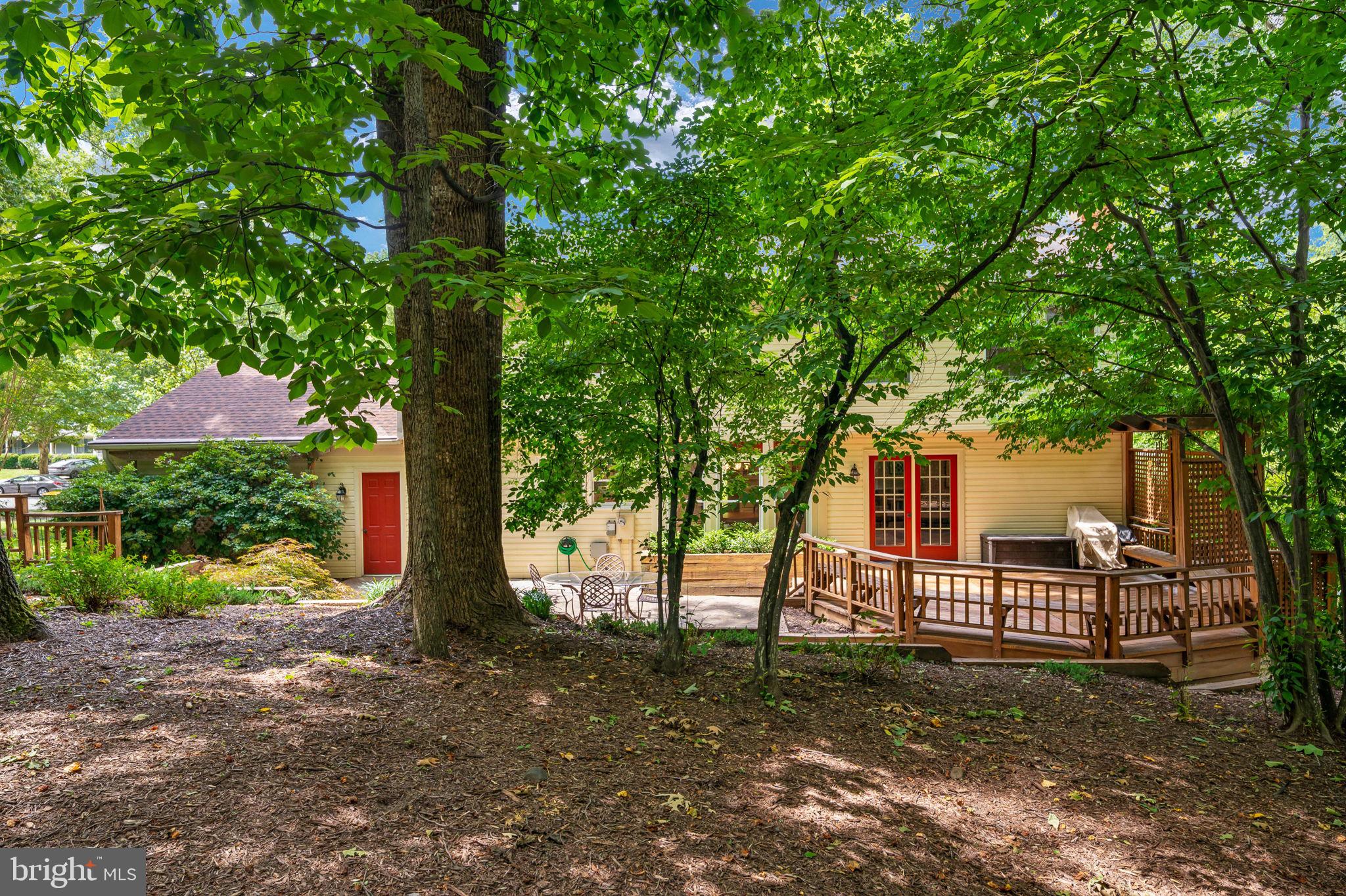 RESTON - Residential