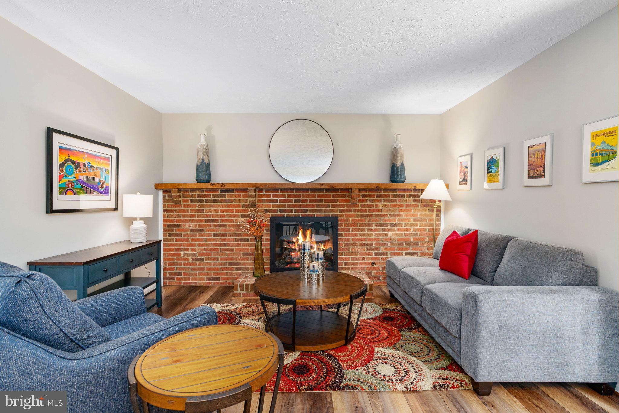 RESTON - Residential