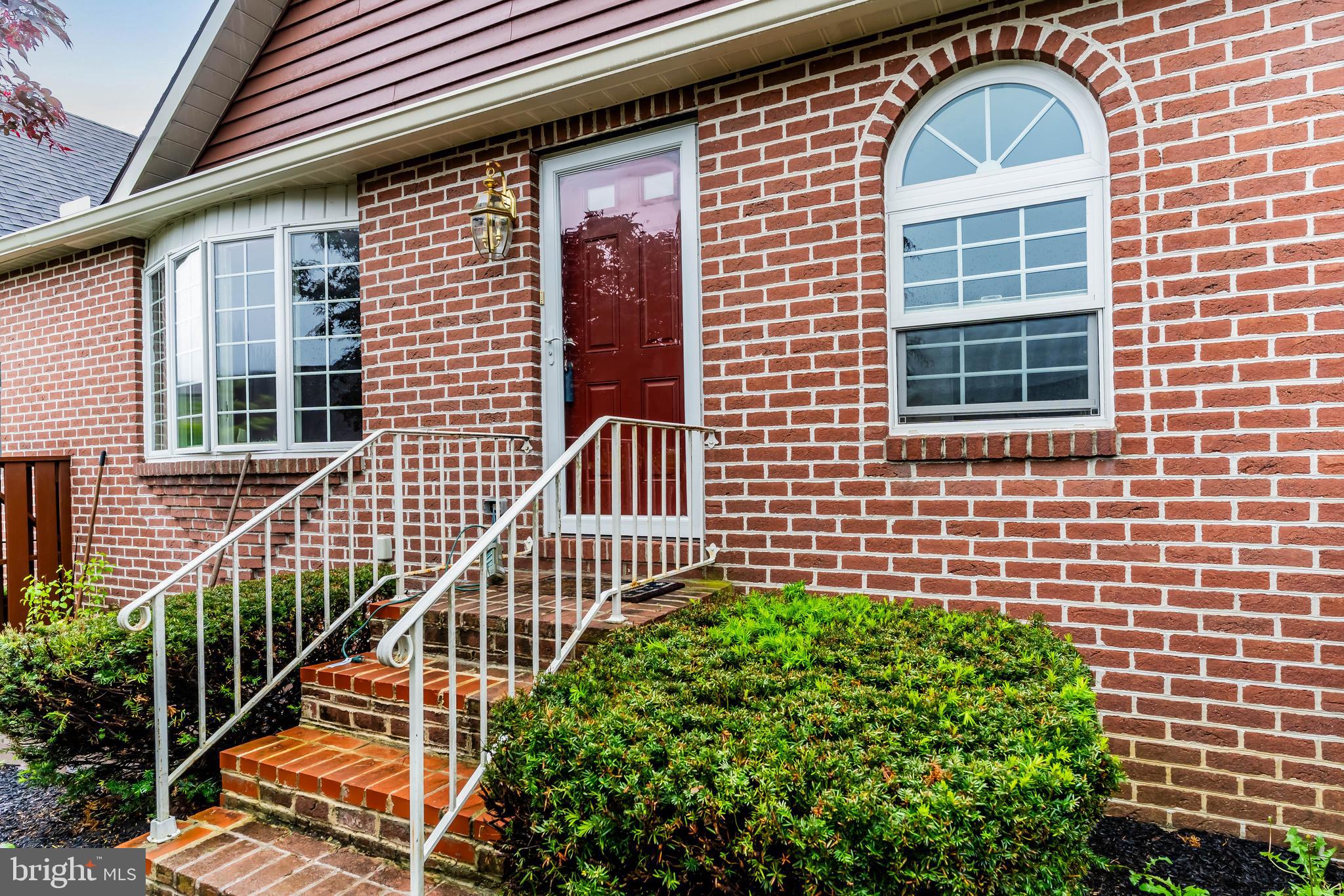 LAUREL HILLS NORTH - Residential