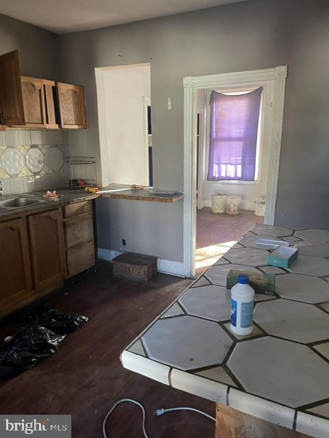 STRAWBERRY MANSION - Residential