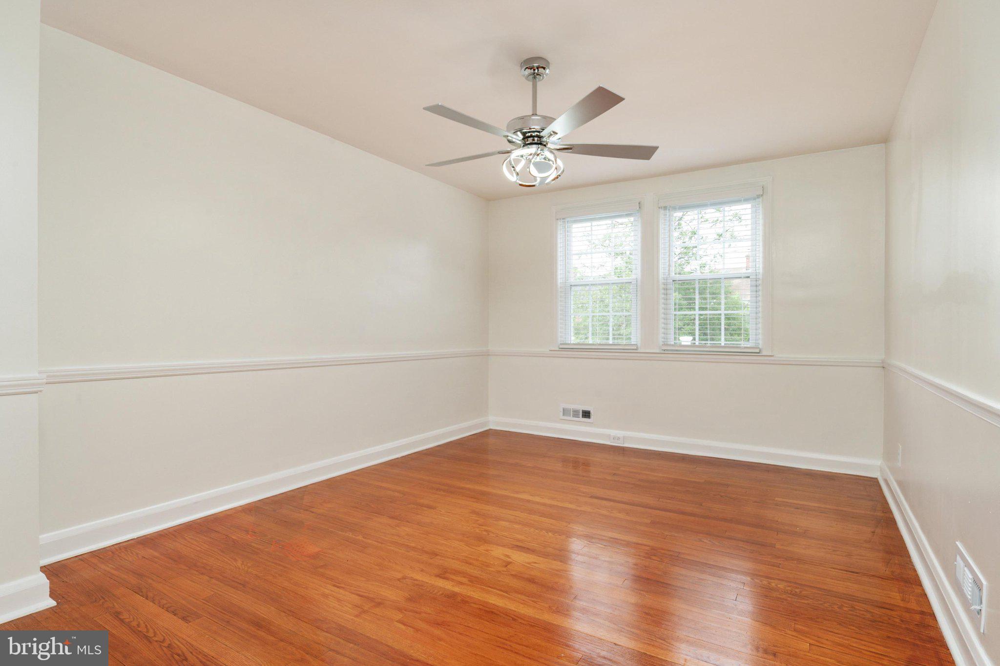 EDNOR GARDENS - LAKESIDE - Residential