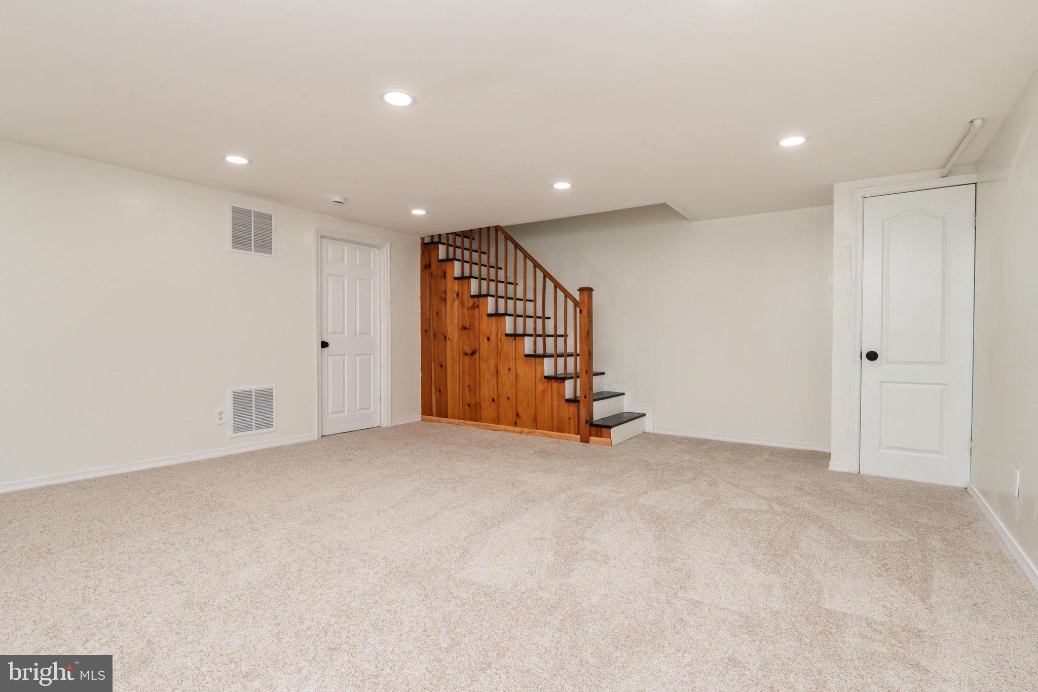 EDNOR GARDENS - LAKESIDE - Residential