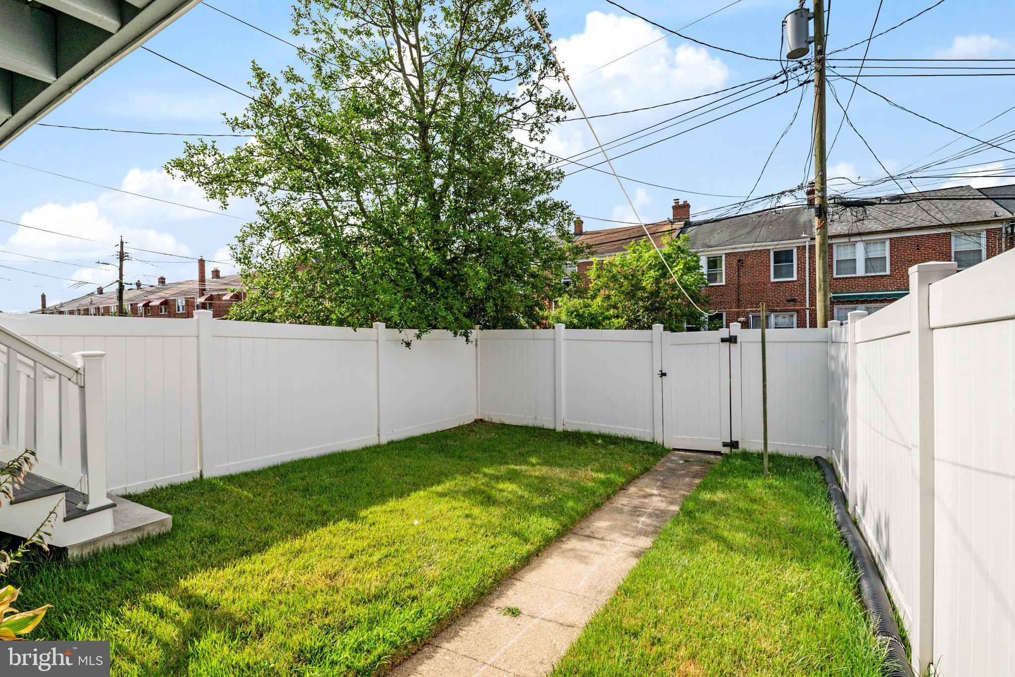 EDNOR GARDENS - LAKESIDE - Residential