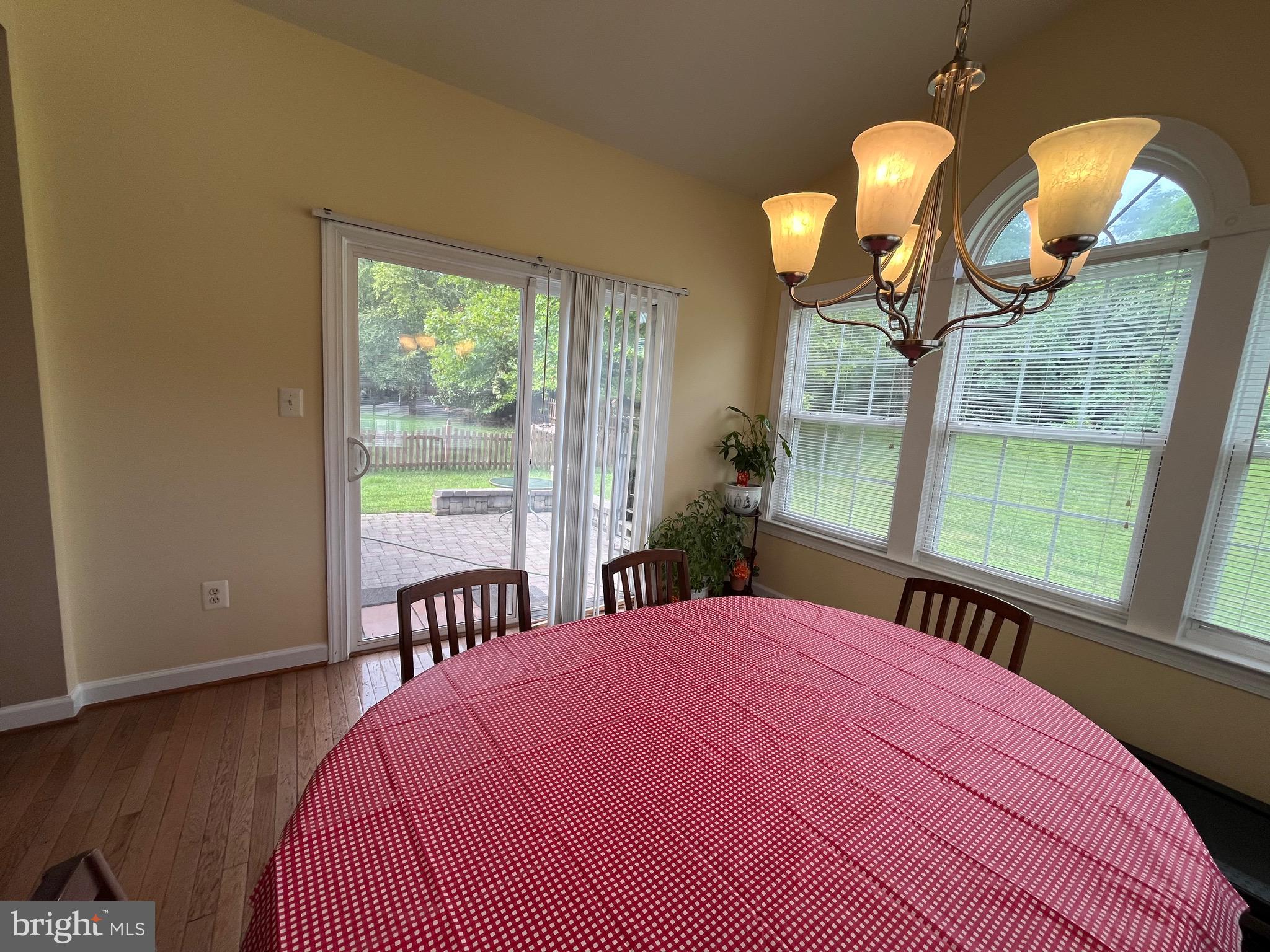 AIRDRIE MEADOWS - Residential