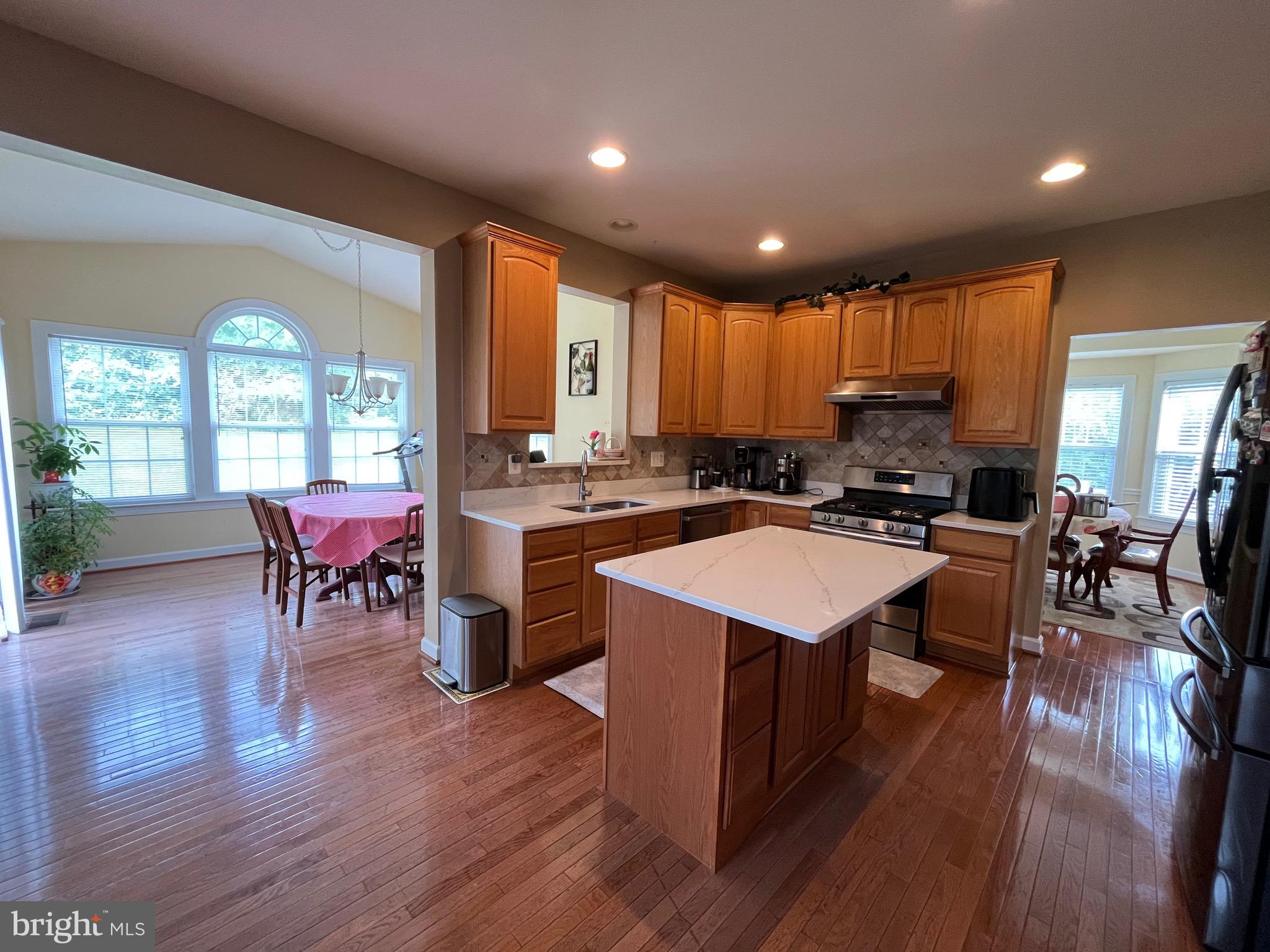 AIRDRIE MEADOWS - Residential