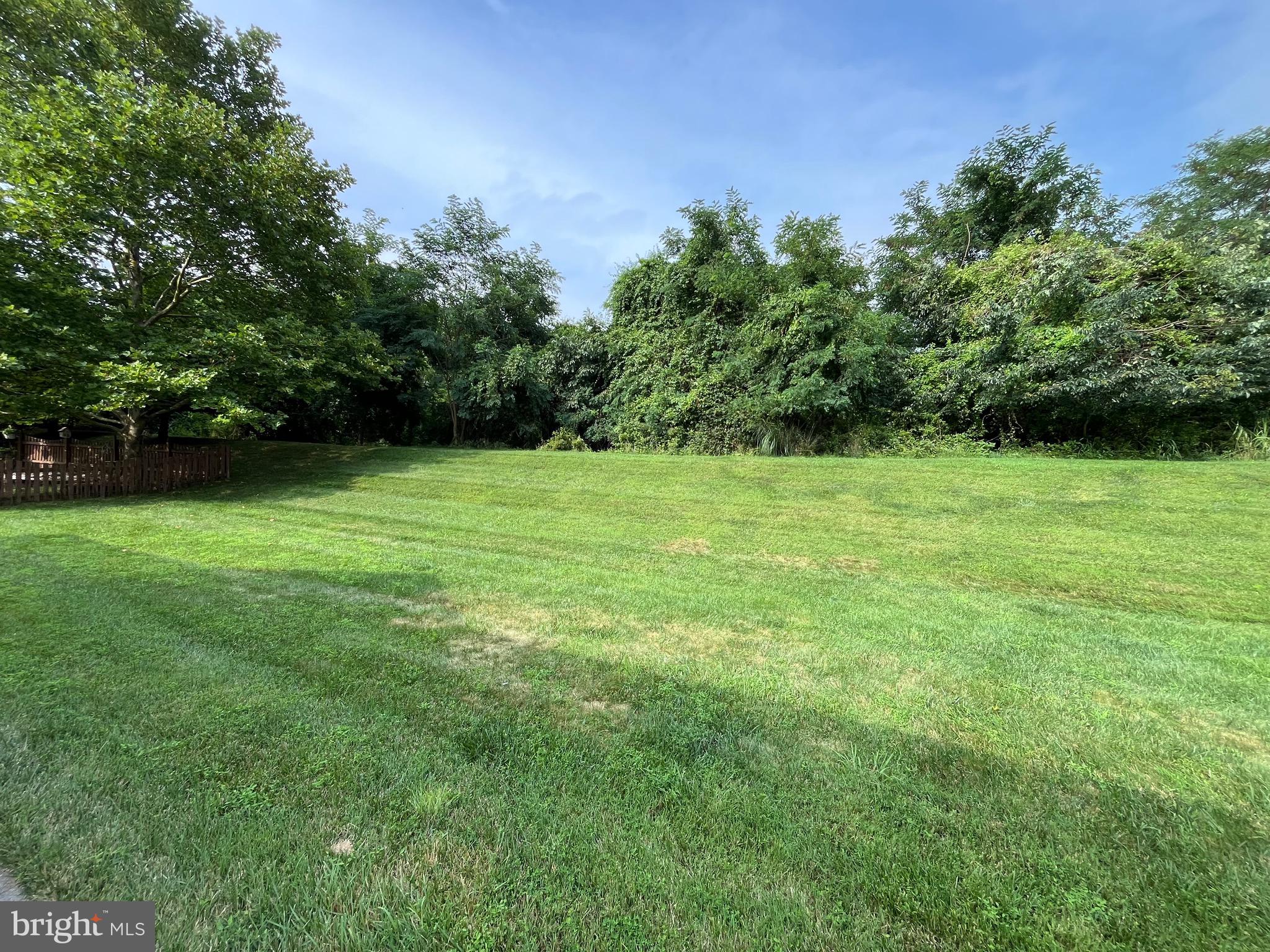 AIRDRIE MEADOWS - Residential