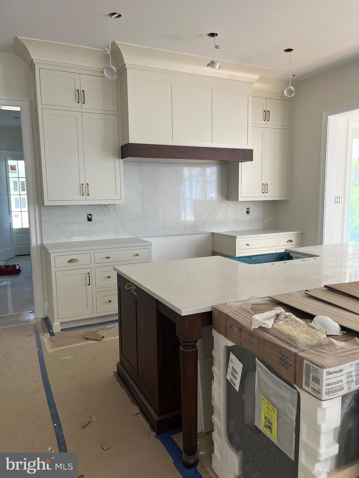LOCKWOOD - Residential
