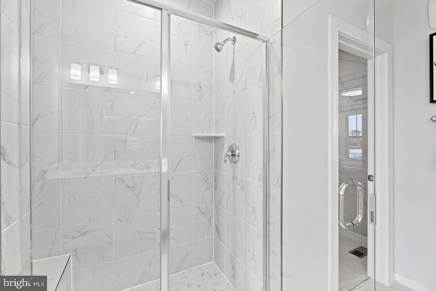 MANASSAS PARK - Residential