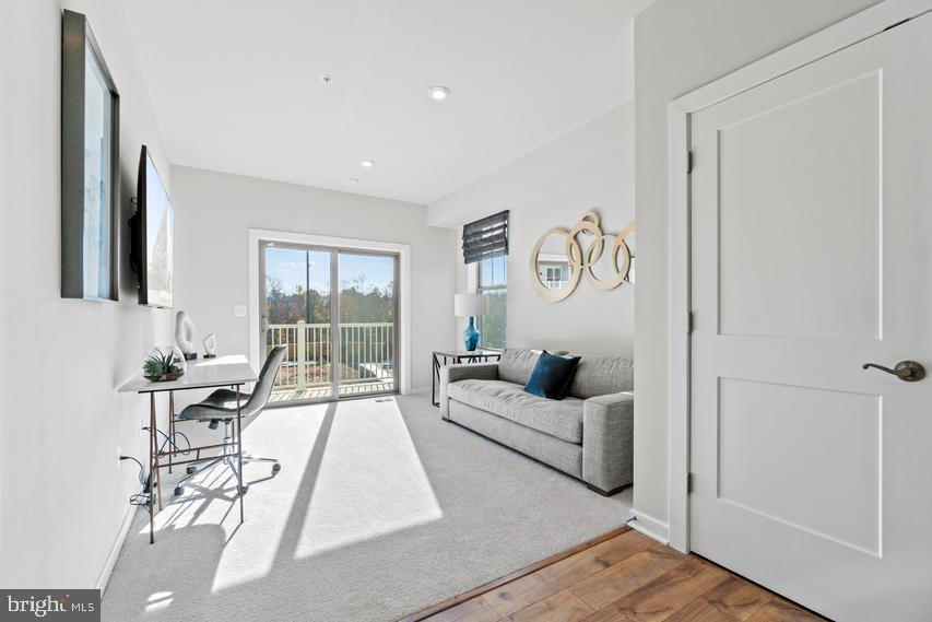 MANASSAS PARK - Residential