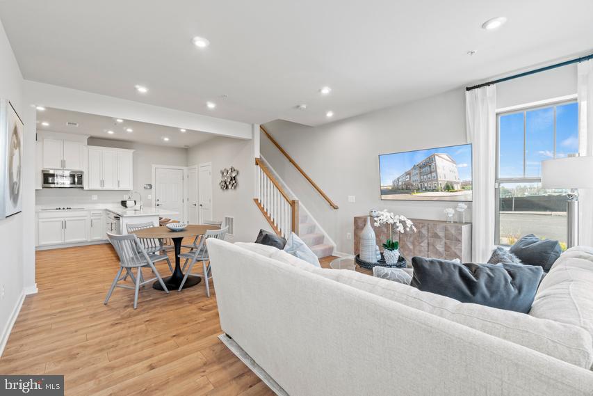 MANASSAS PARK - Residential