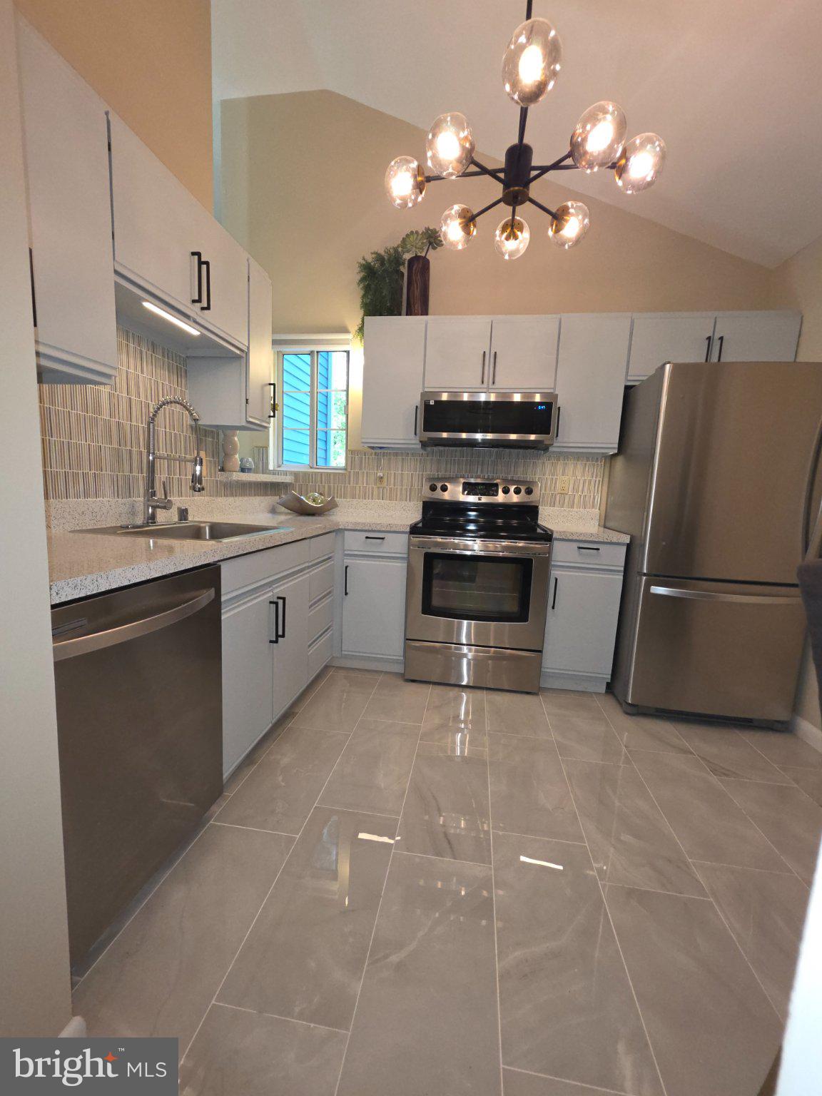 FRANKFORD - Residential