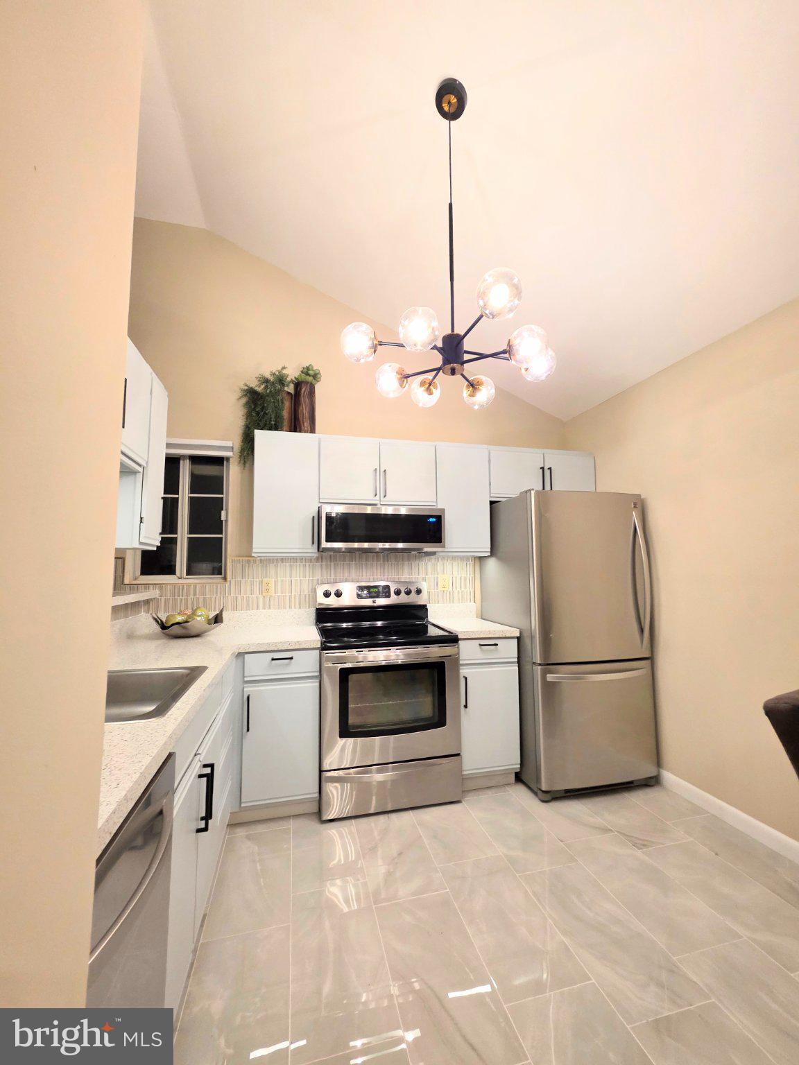 FRANKFORD - Residential