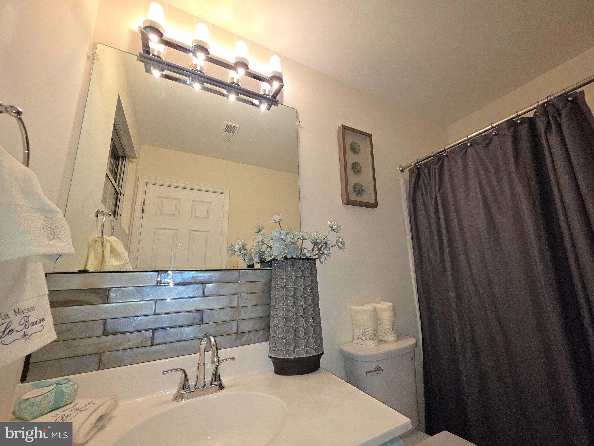 FRANKFORD - Residential