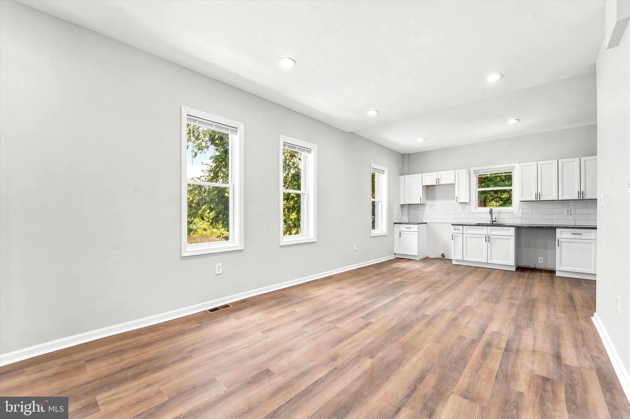 CHESTER CITY - Residential