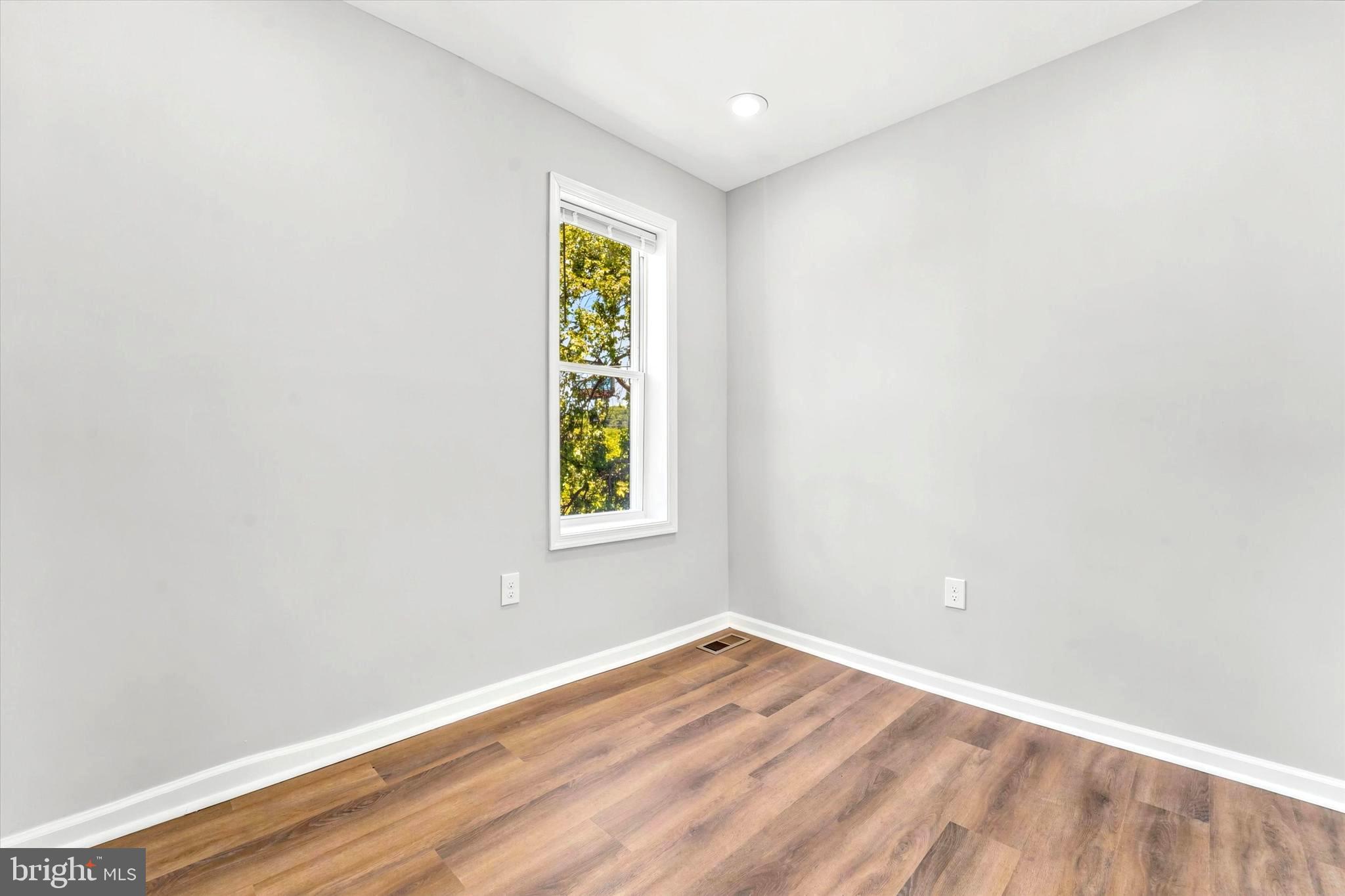 CHESTER CITY - Residential