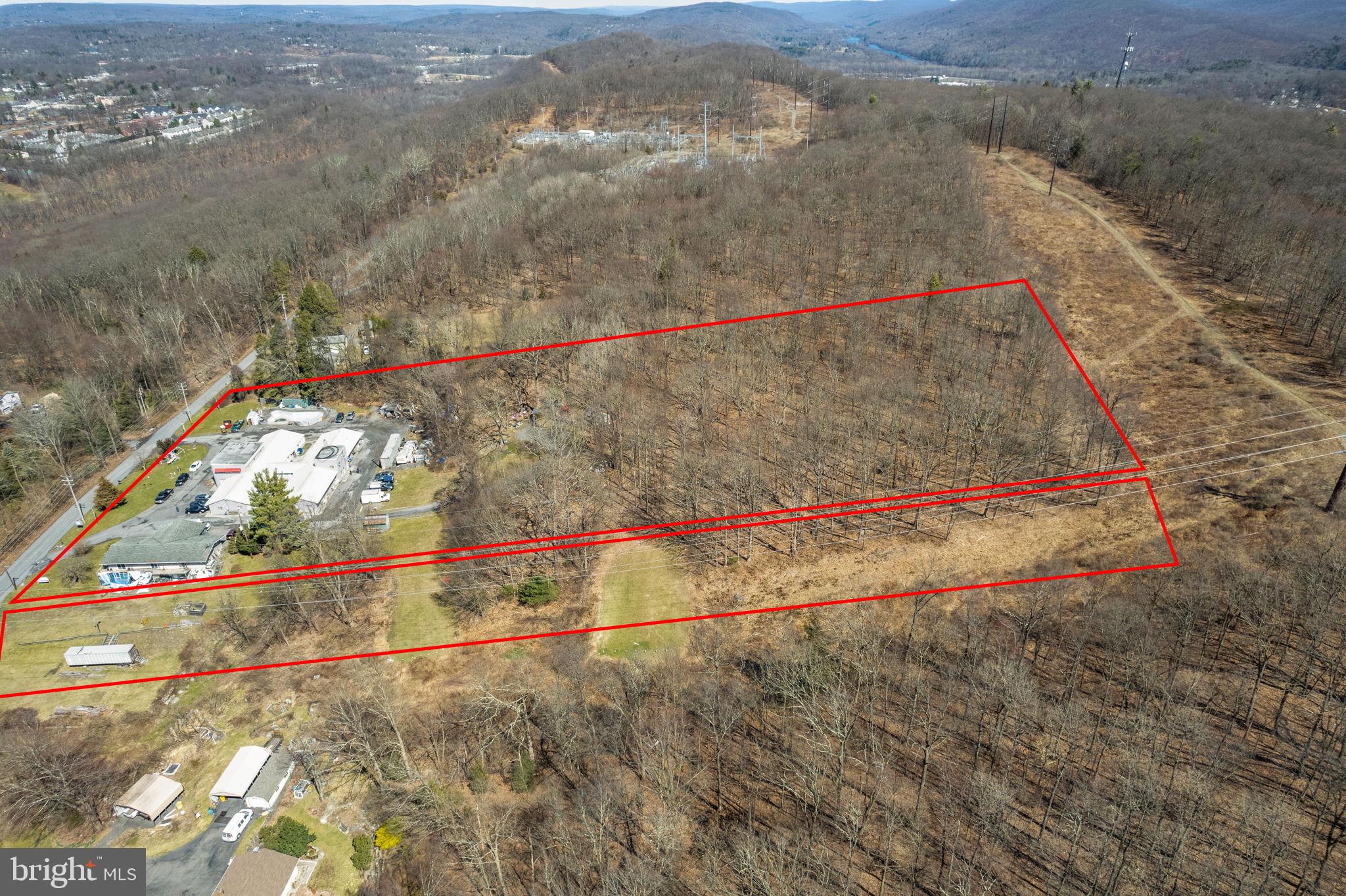 STROUDSBURG - Commercial Sale