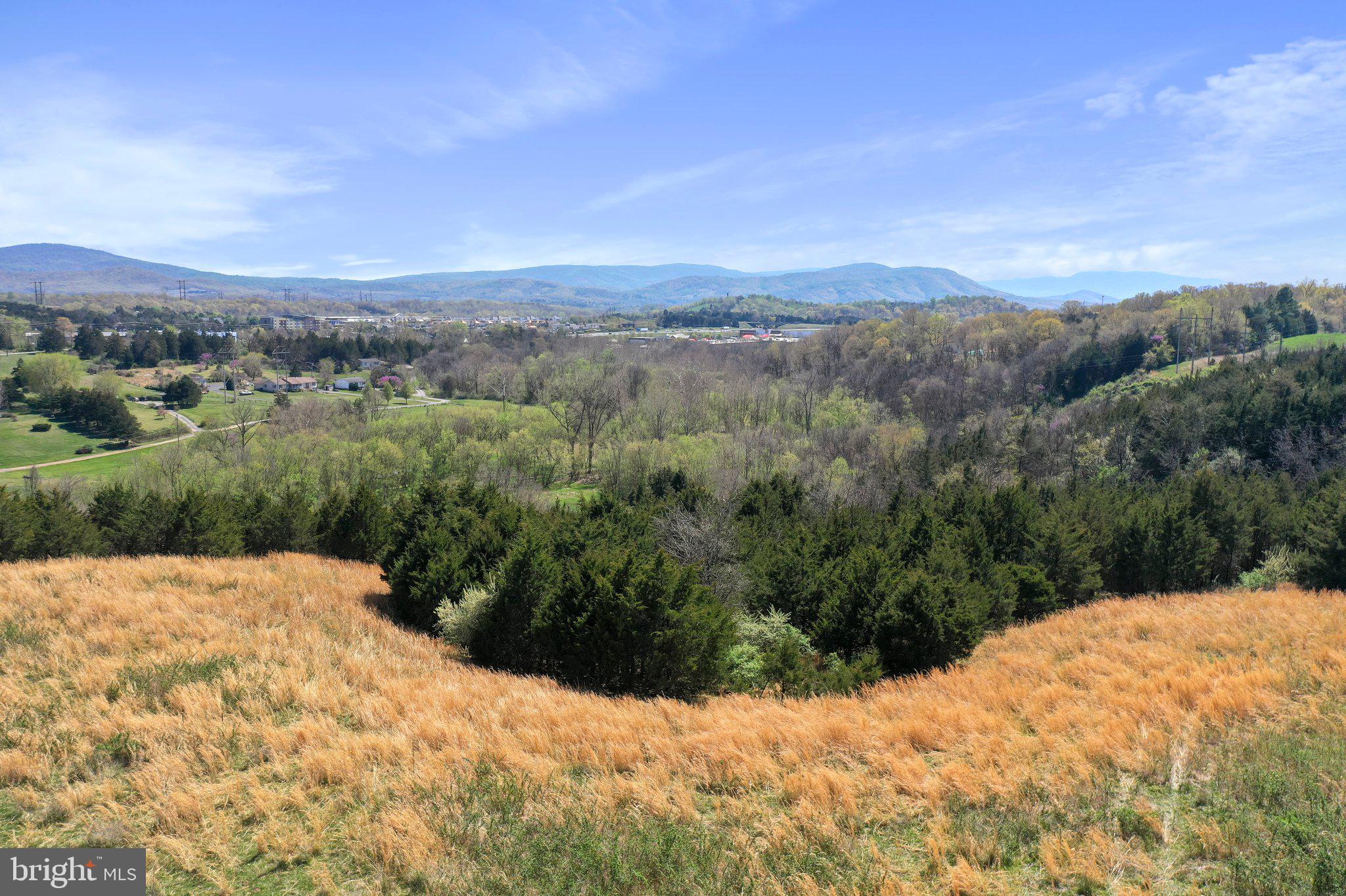 CROOKED RUN - Commercial Sale