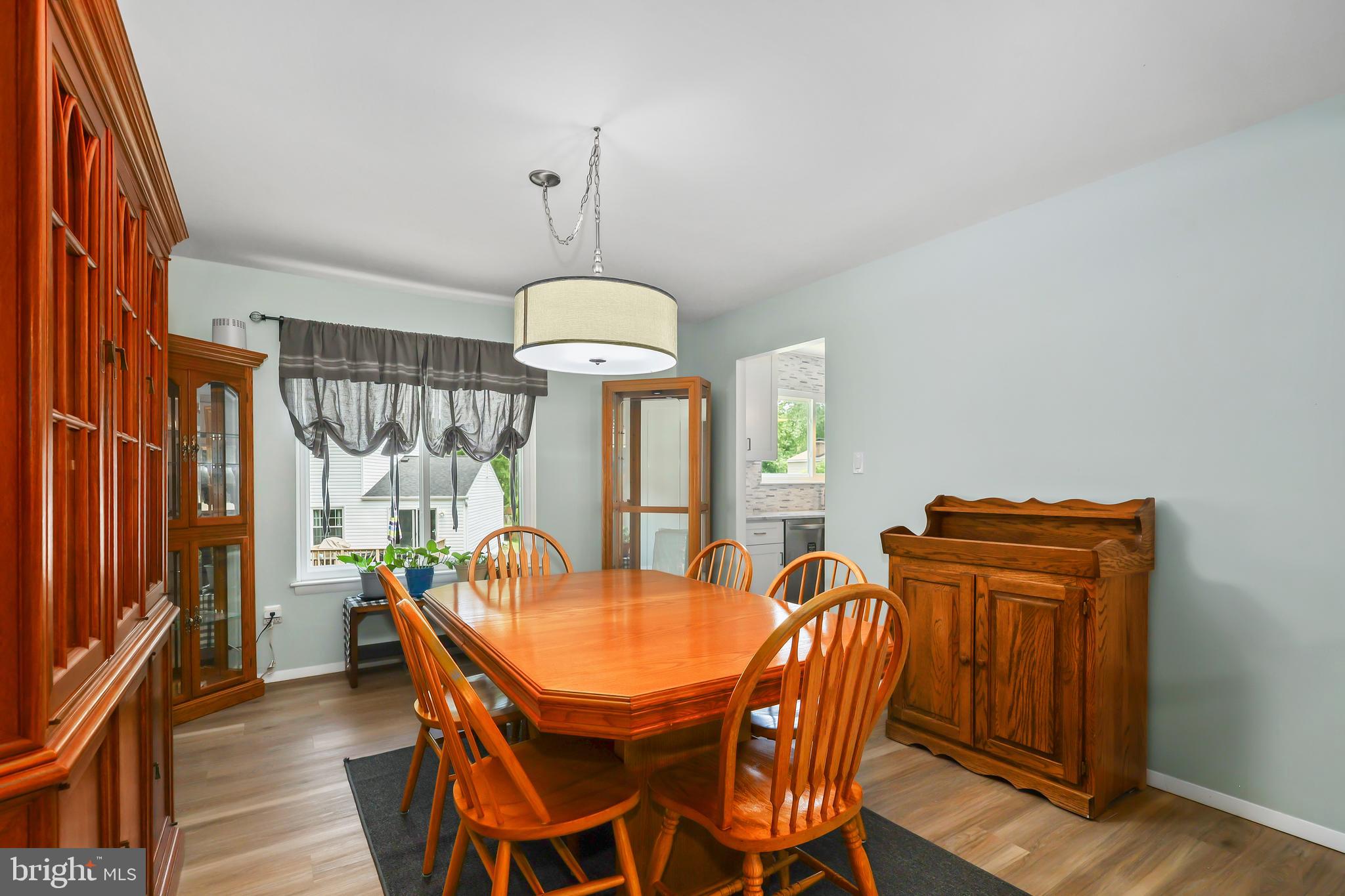 COUNTRY CLUB LAKE - Residential