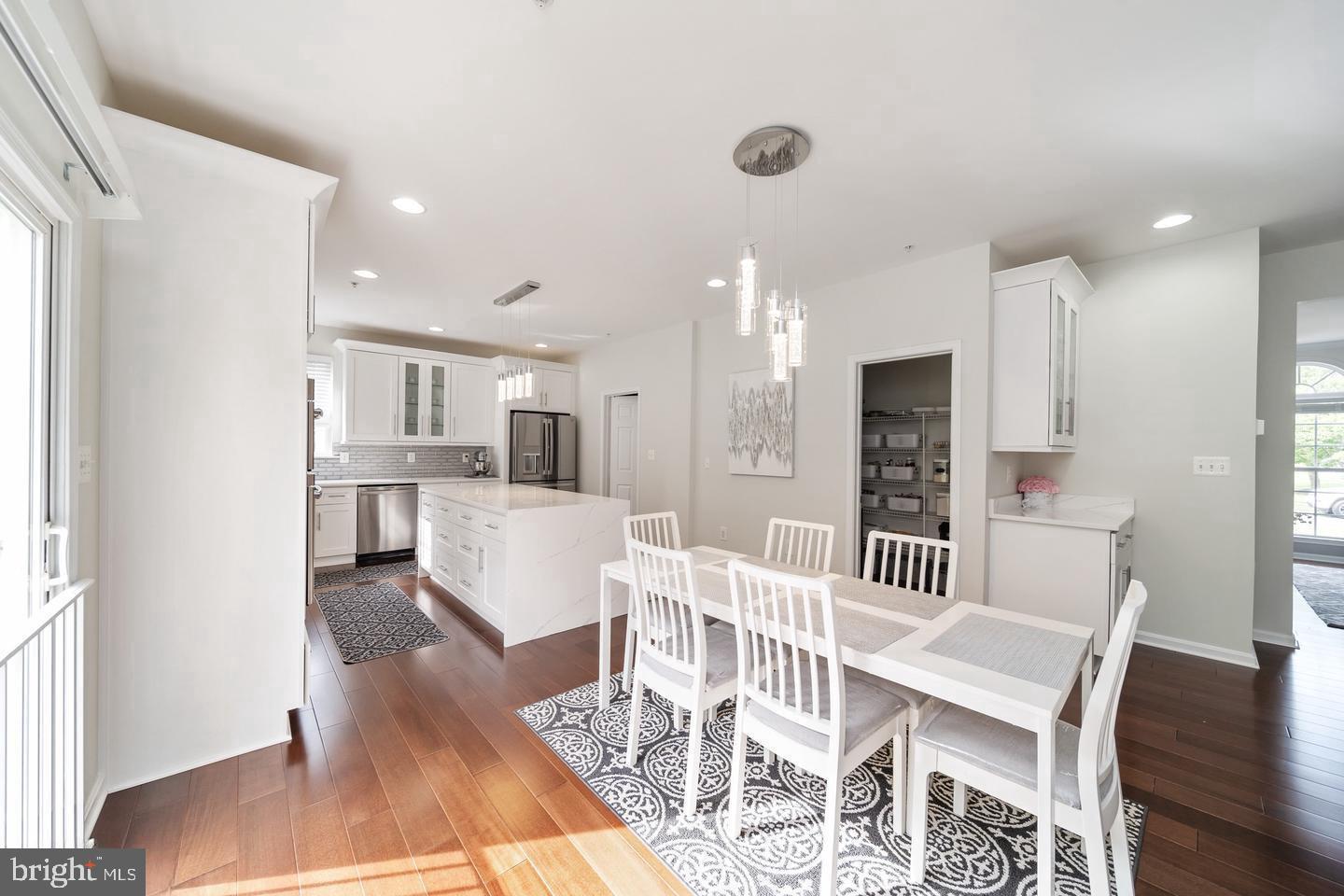 GLENSHIRE ESTATES - Residential