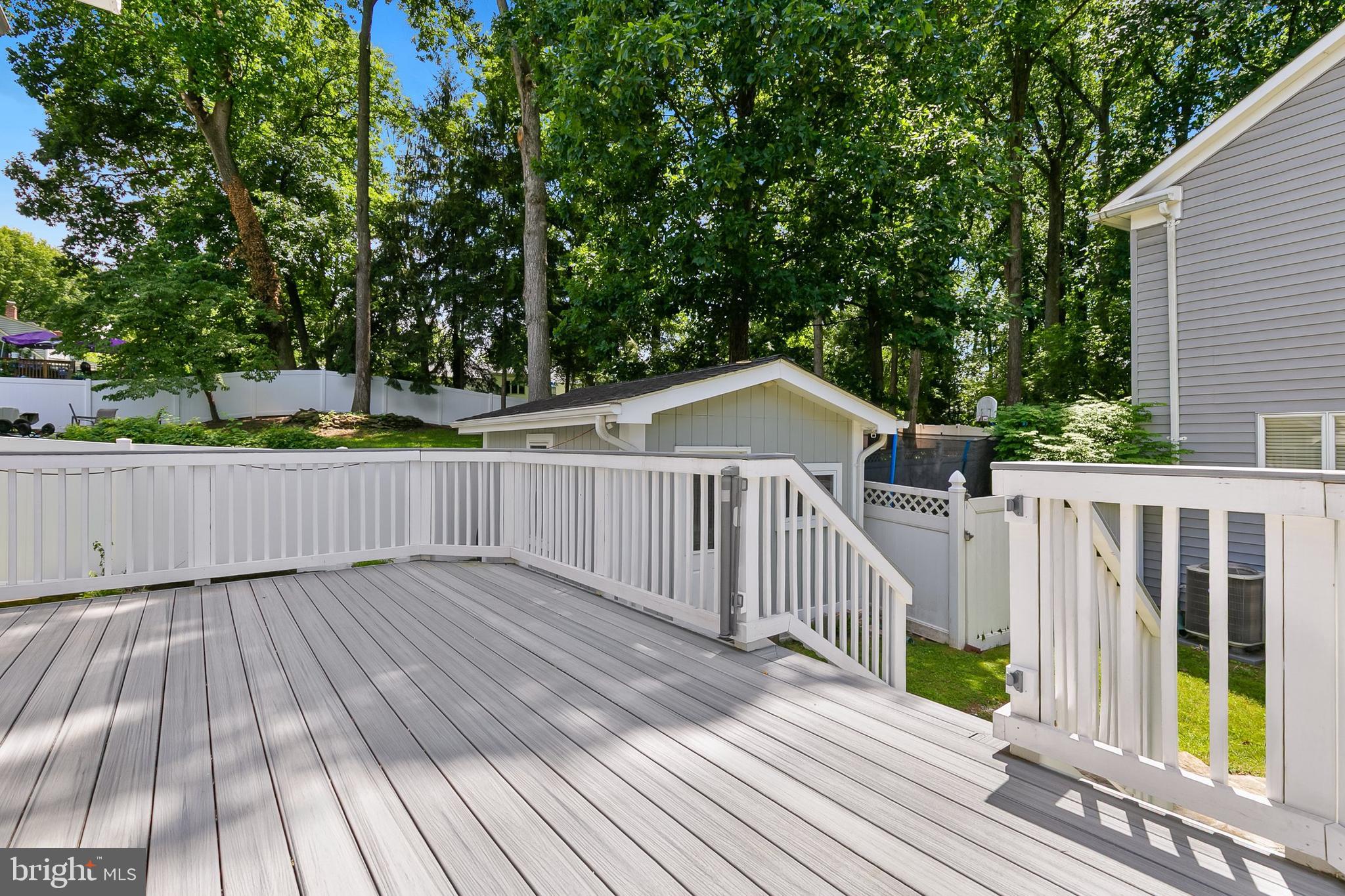 GLENMONT FOREST - Residential