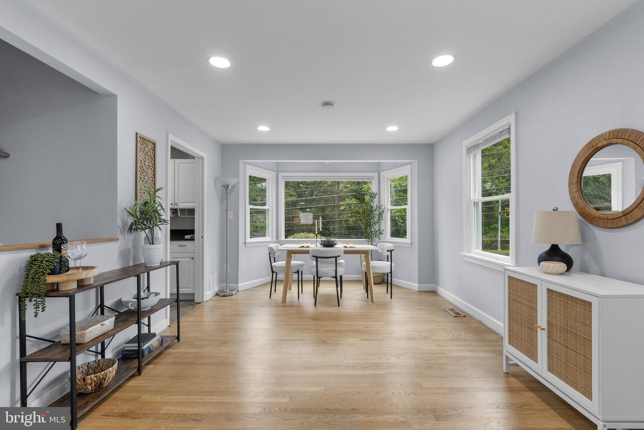 GLENMONT FOREST - Residential