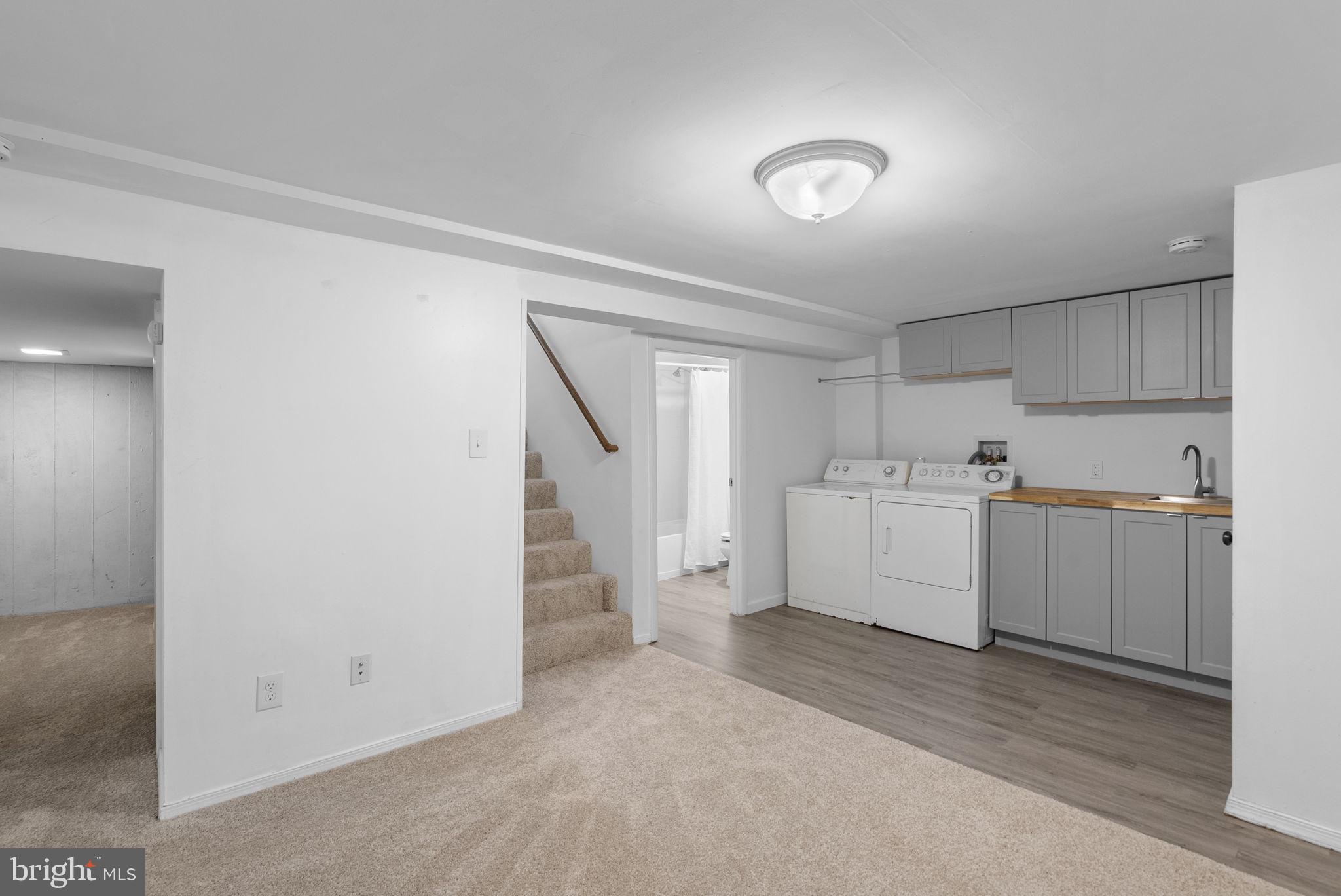 GLENMONT FOREST - Residential