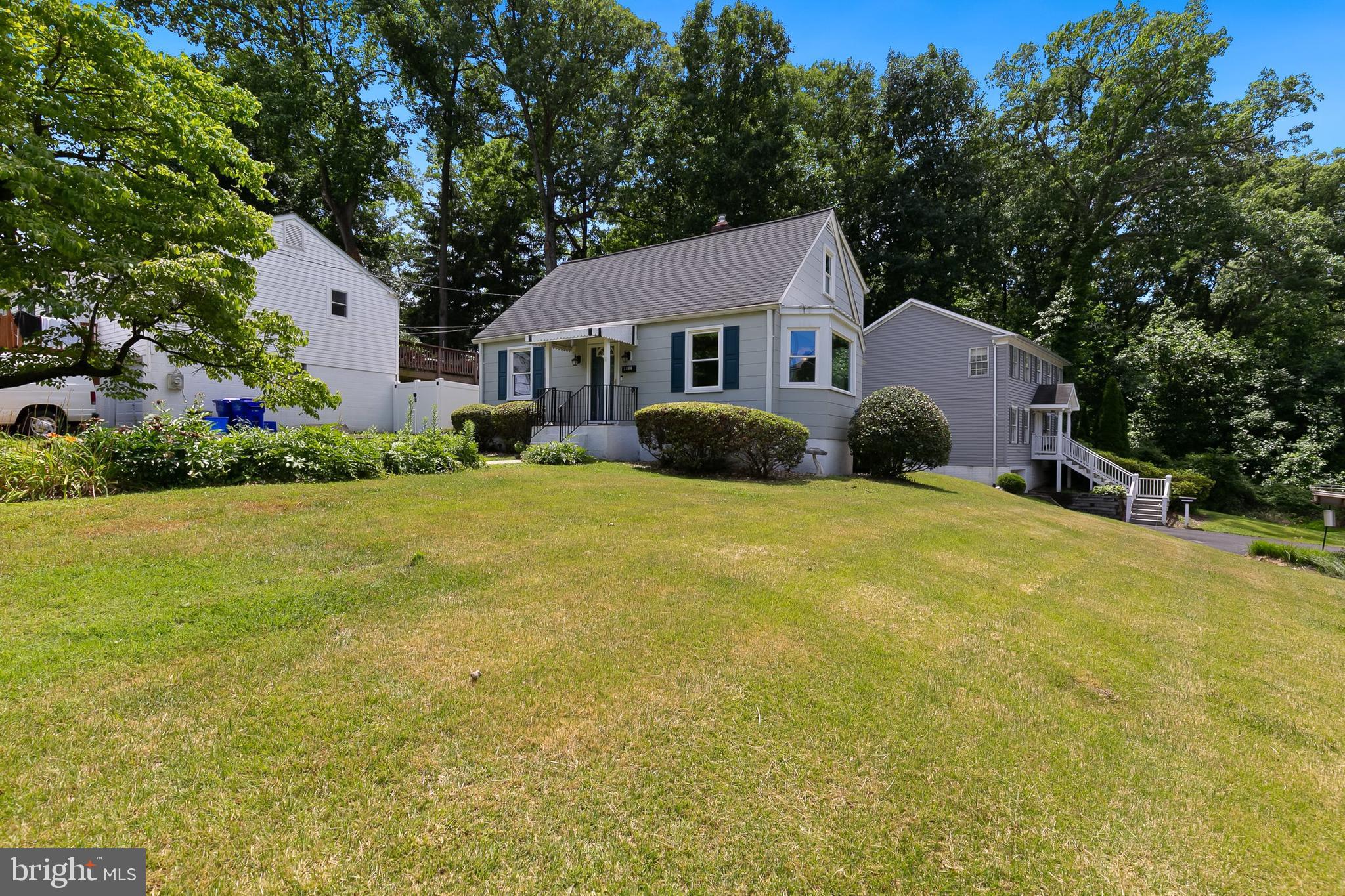 GLENMONT FOREST - Residential