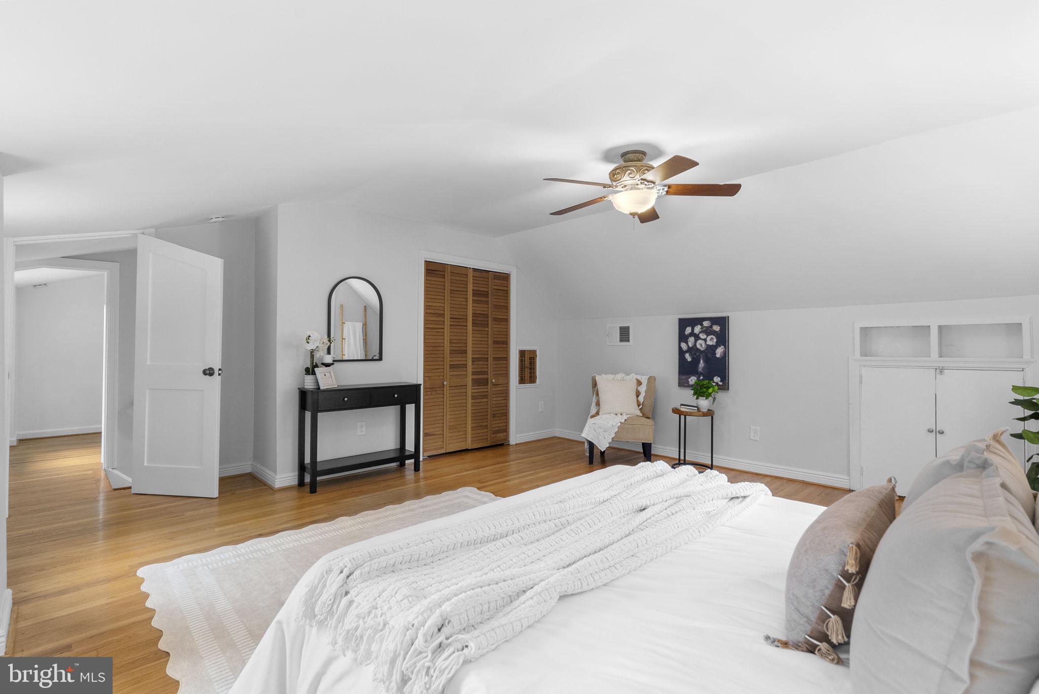 GLENMONT FOREST - Residential