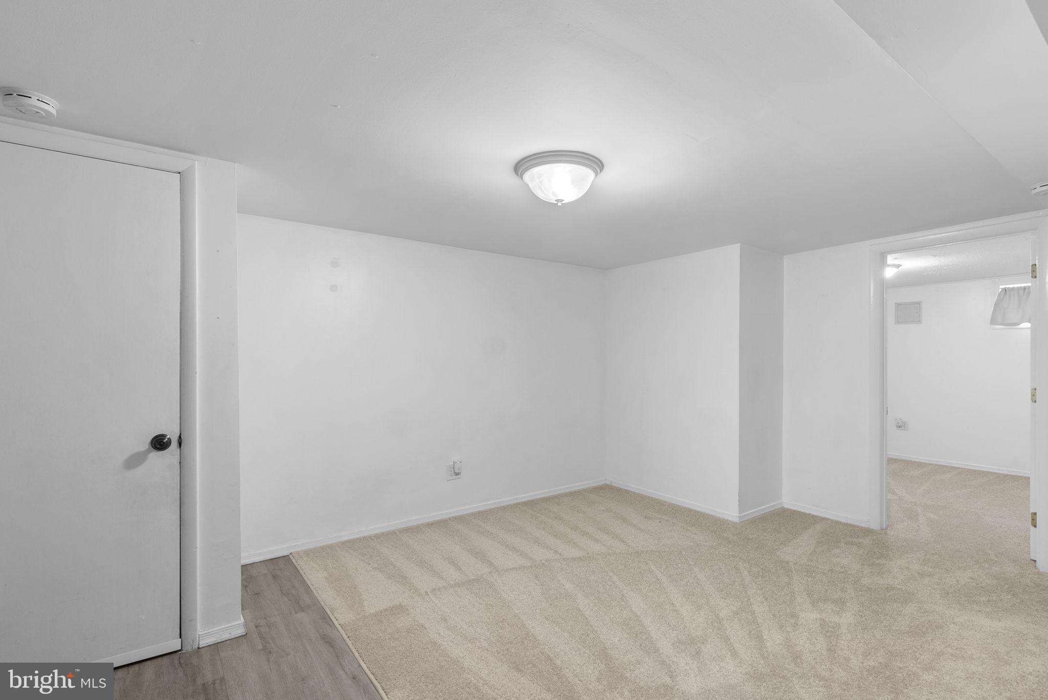 GLENMONT FOREST - Residential