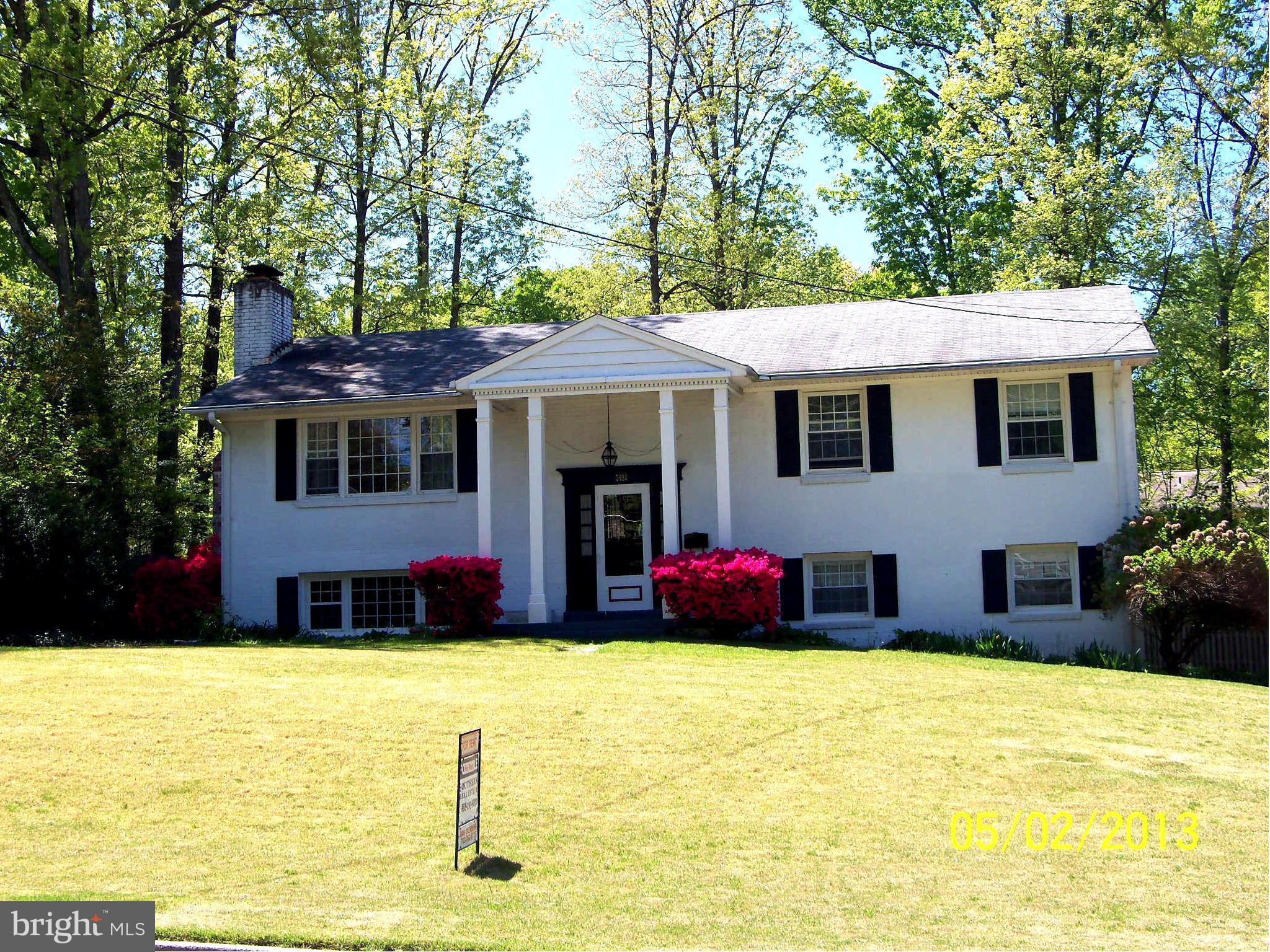 Remodeled, 5 Bedroom, 3 Full Bath, 2 car garage, Single Family in sought after Camelot with newer flooring/carpets, paint.  Oversized lvl lot, privacy fenced 6' high, with ample storage, a large 26X11 deck off of the sun room, remodeled Master Bath with large walk-in closet/Den that could be sitting area or home office, New HVAC. Avl, 06/1/25, maybe earlier depending on tenant move.