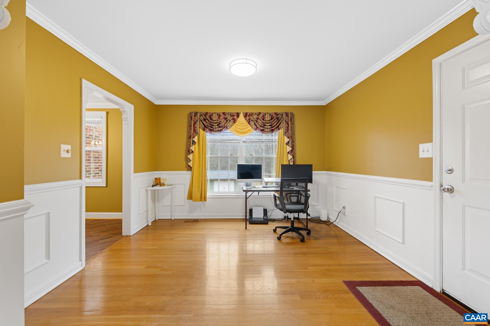 FOX CHASE - Residential