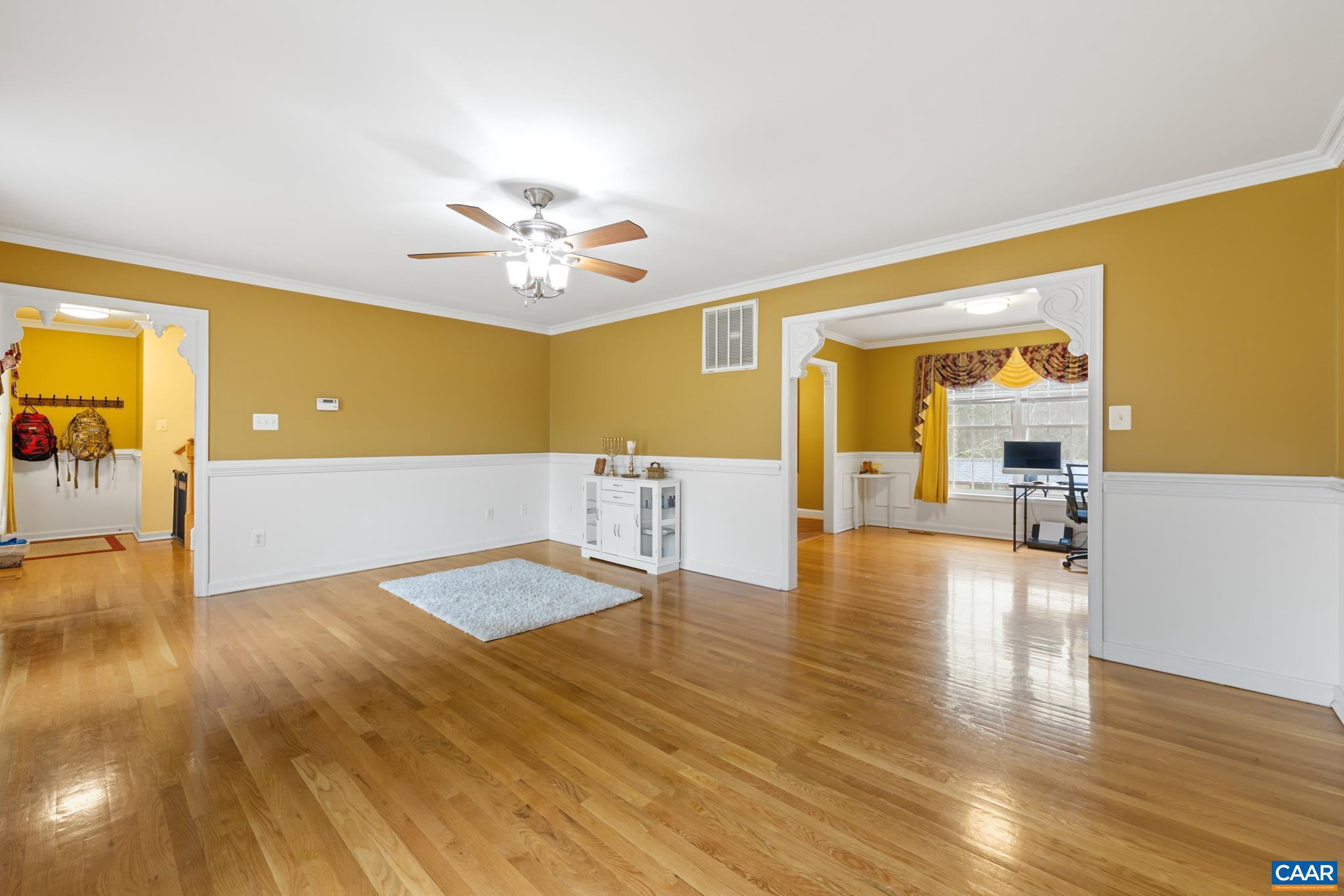 FOX CHASE - Residential