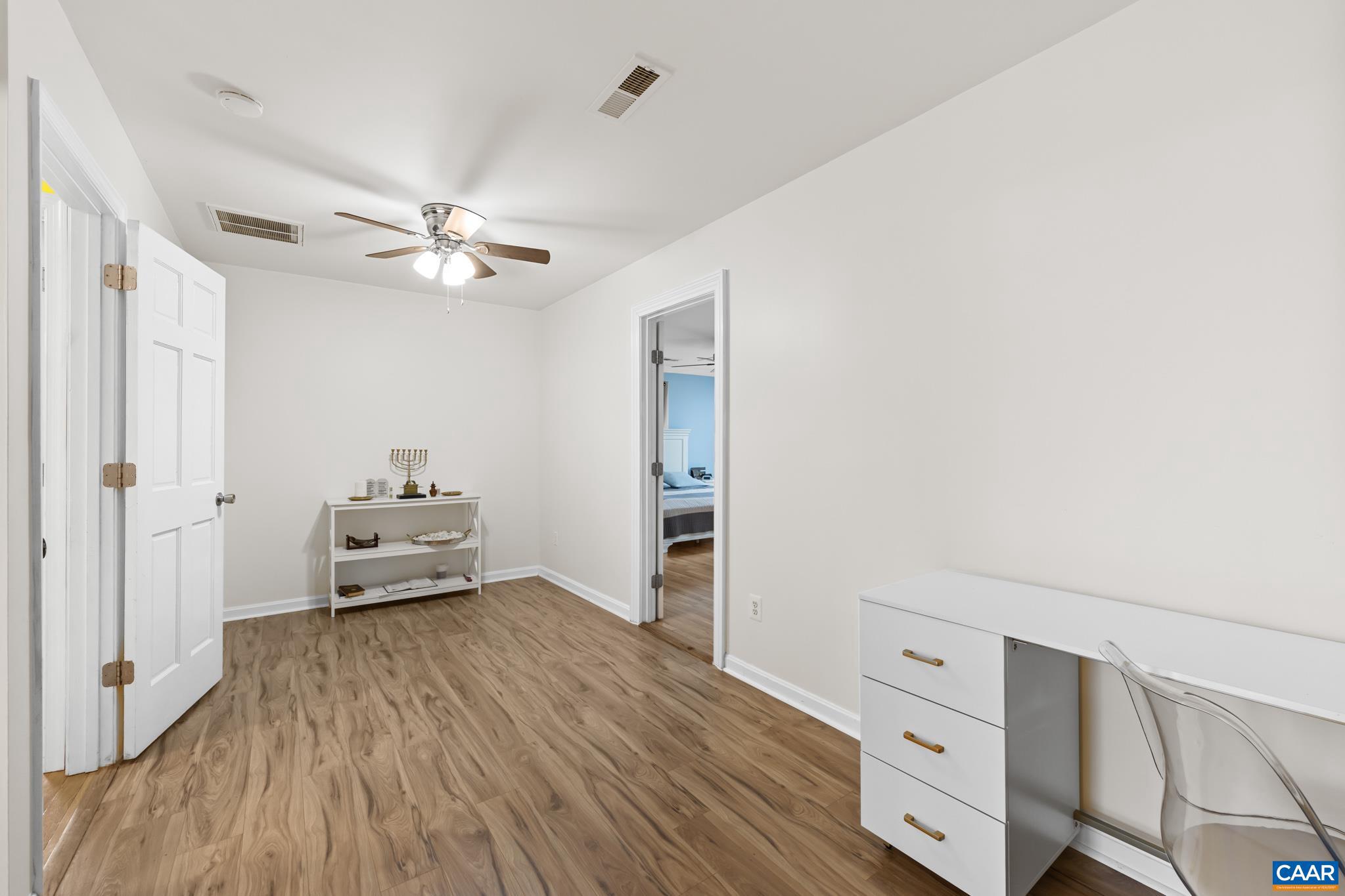 FOX CHASE - Residential