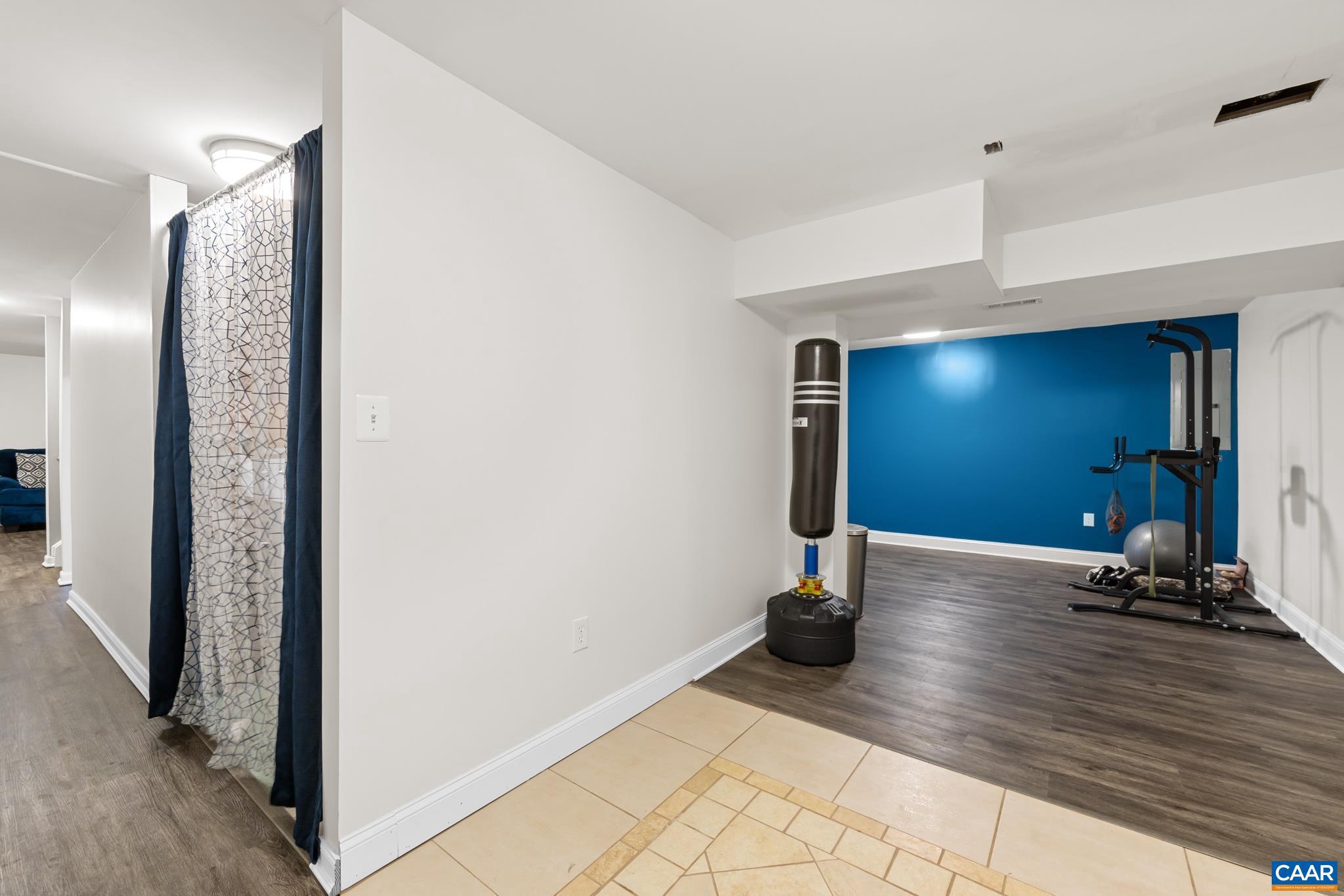FOX CHASE - Residential