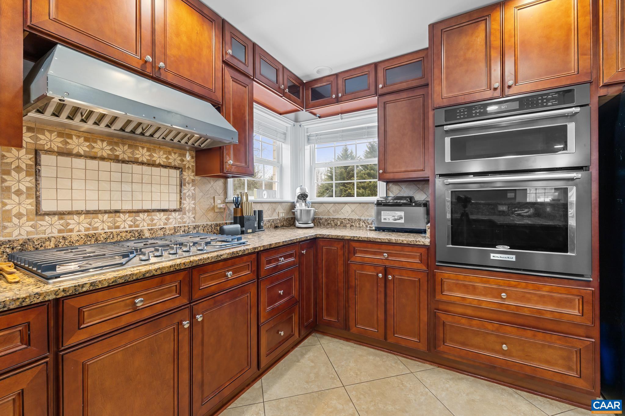 FOX CHASE - Residential