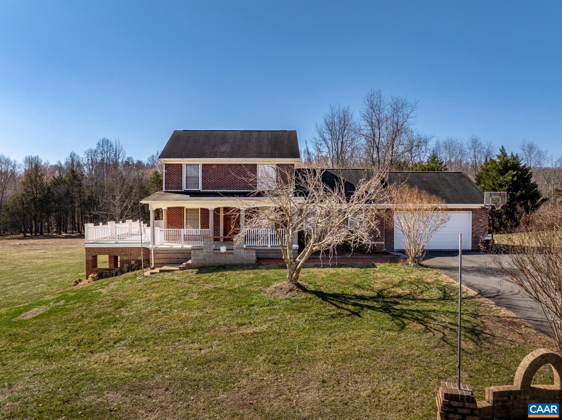 FOX CHASE - Residential