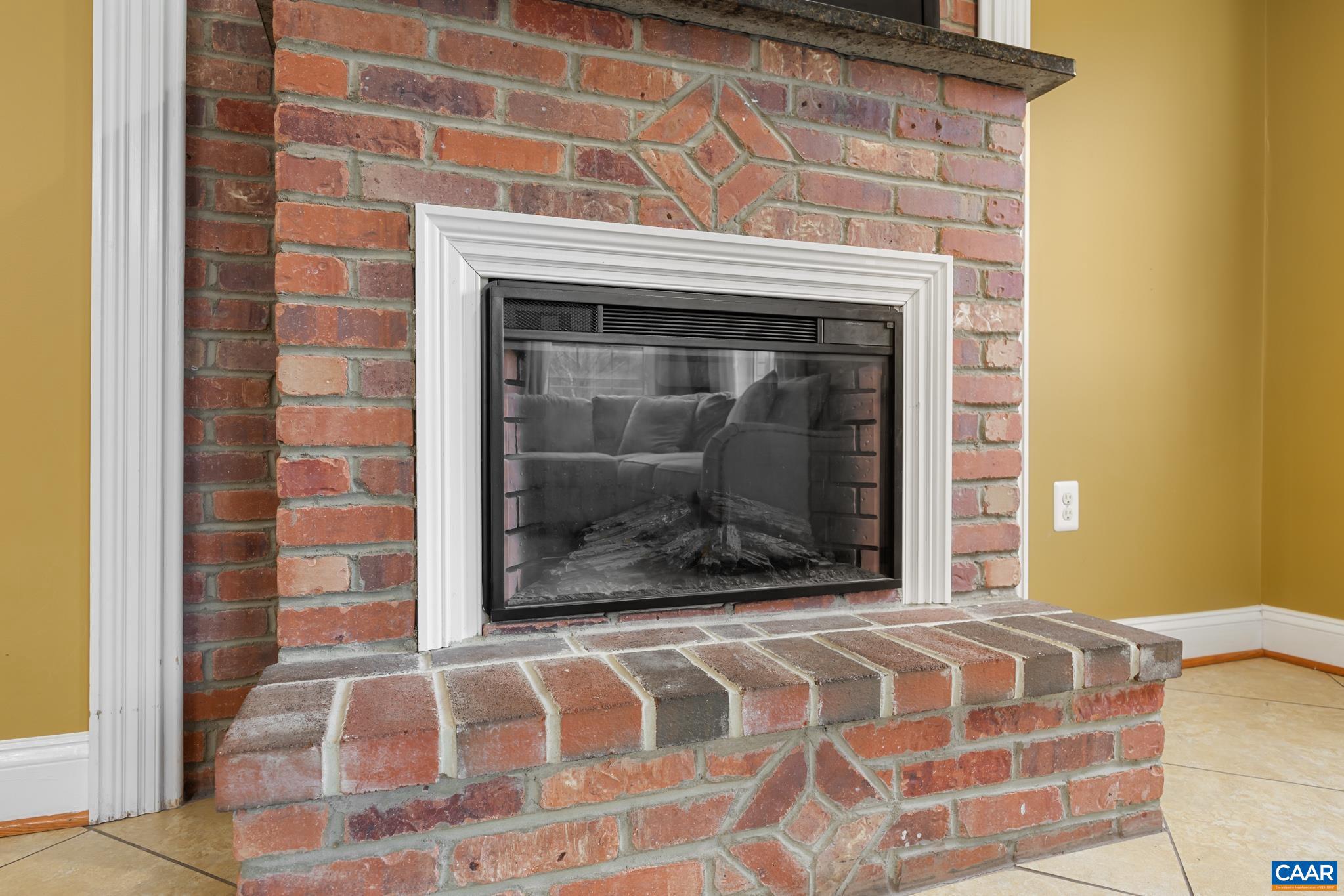 FOX CHASE - Residential