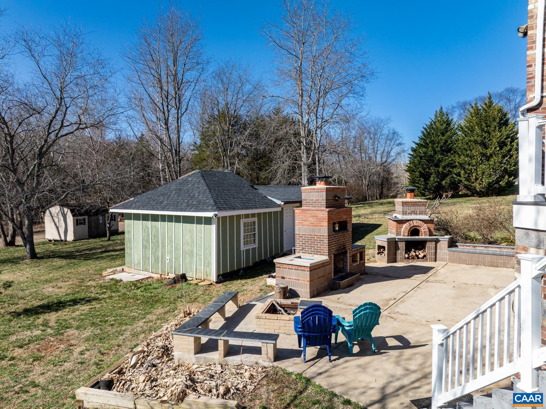 FOX CHASE - Residential