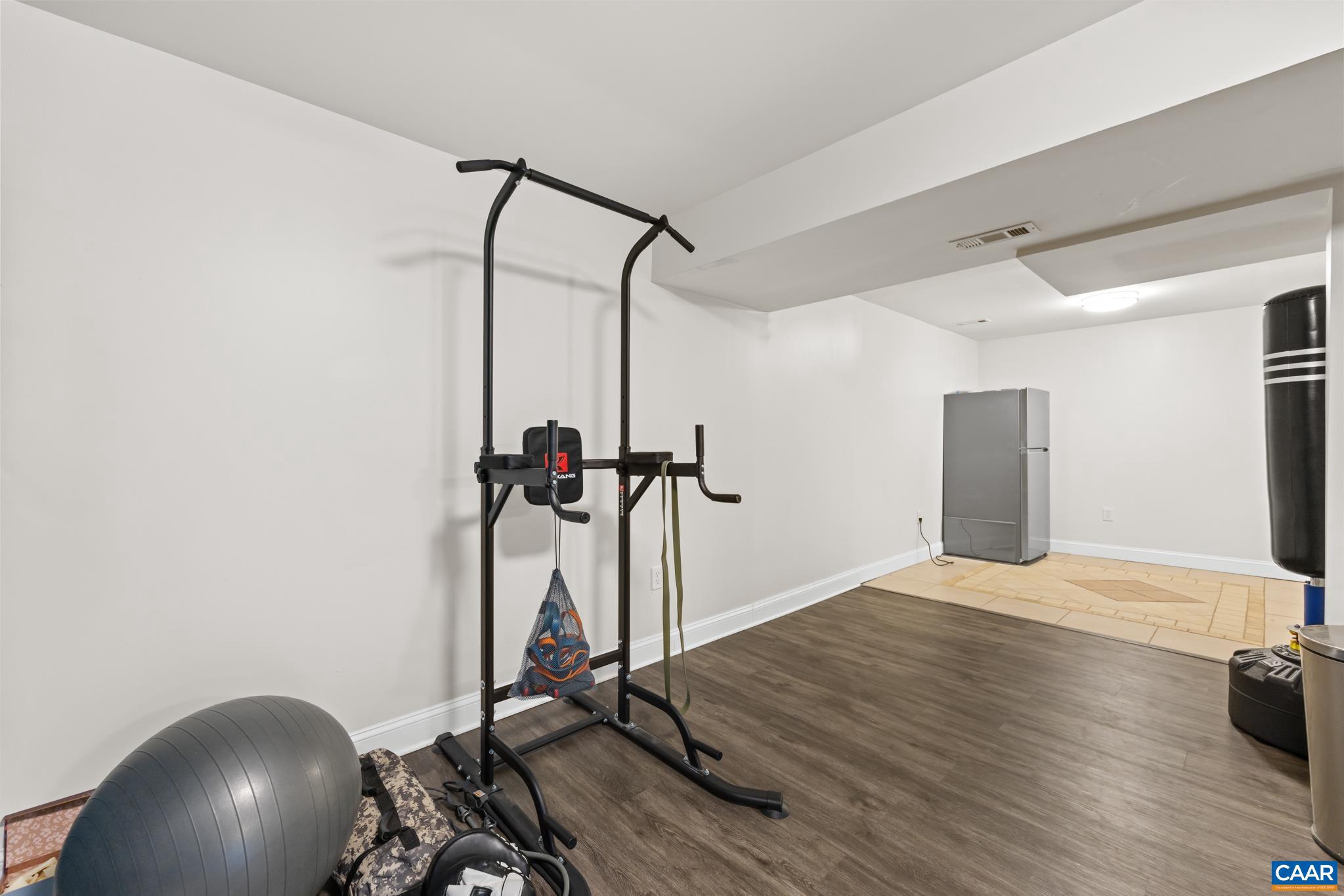 FOX CHASE - Residential