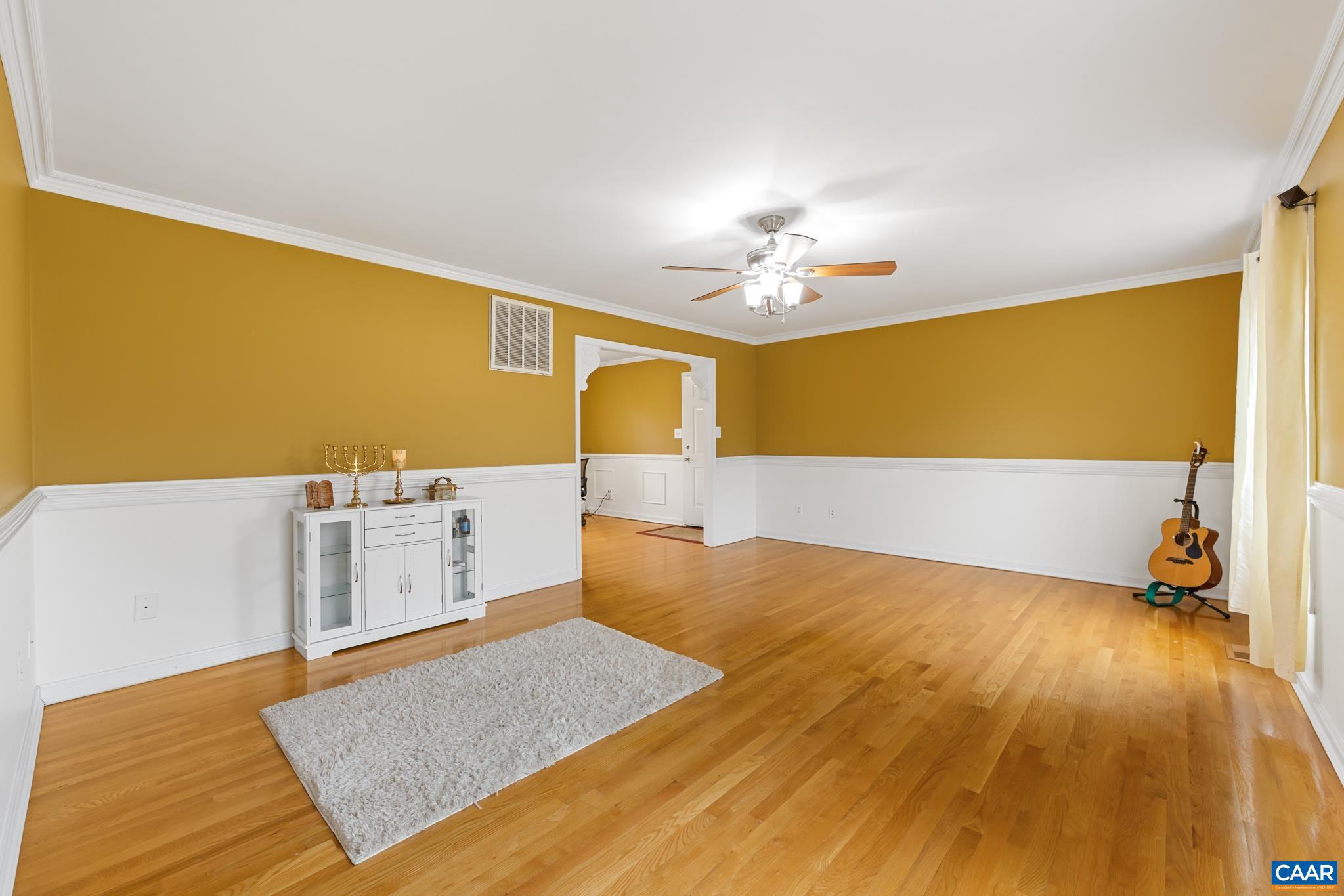 FOX CHASE - Residential