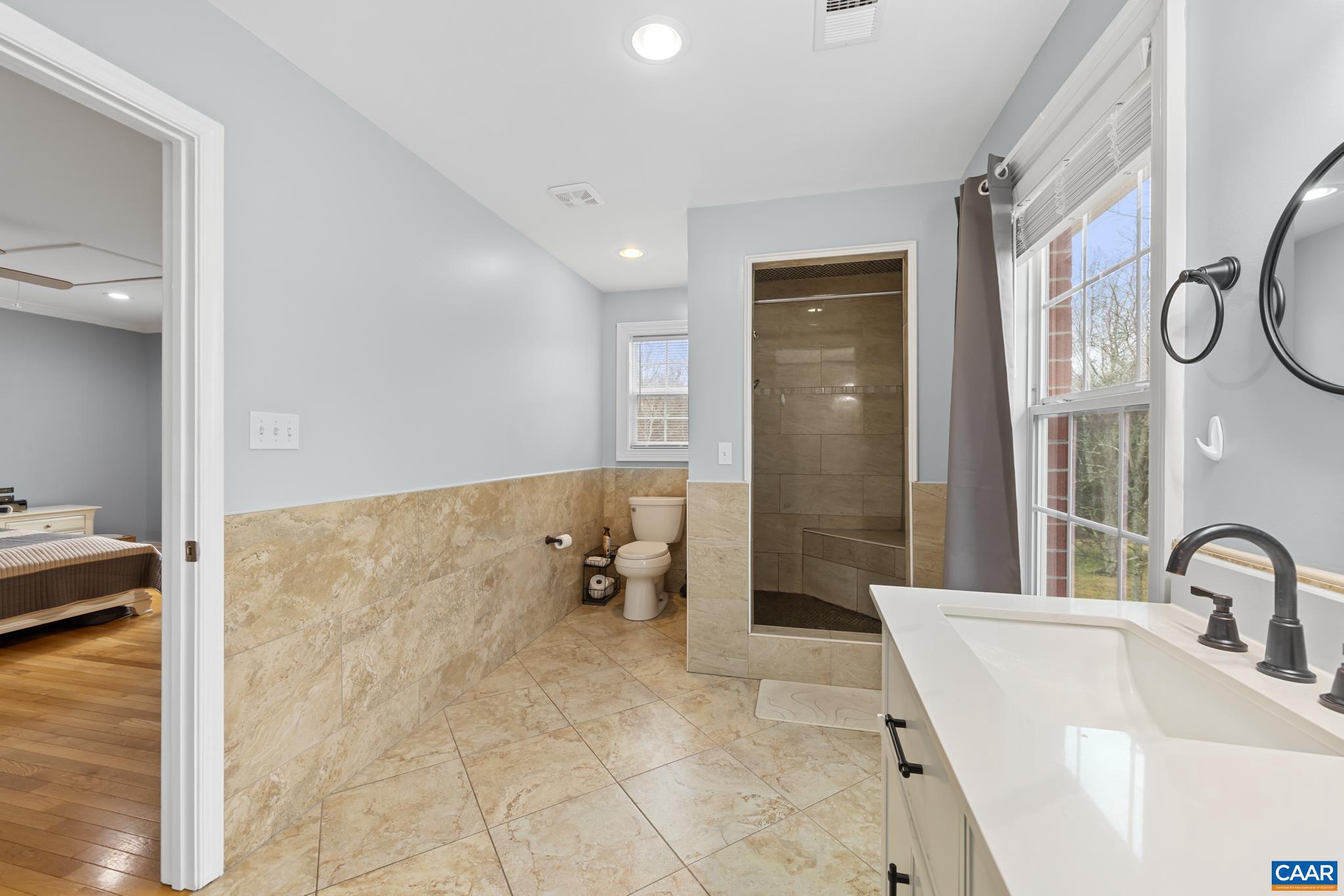 FOX CHASE - Residential