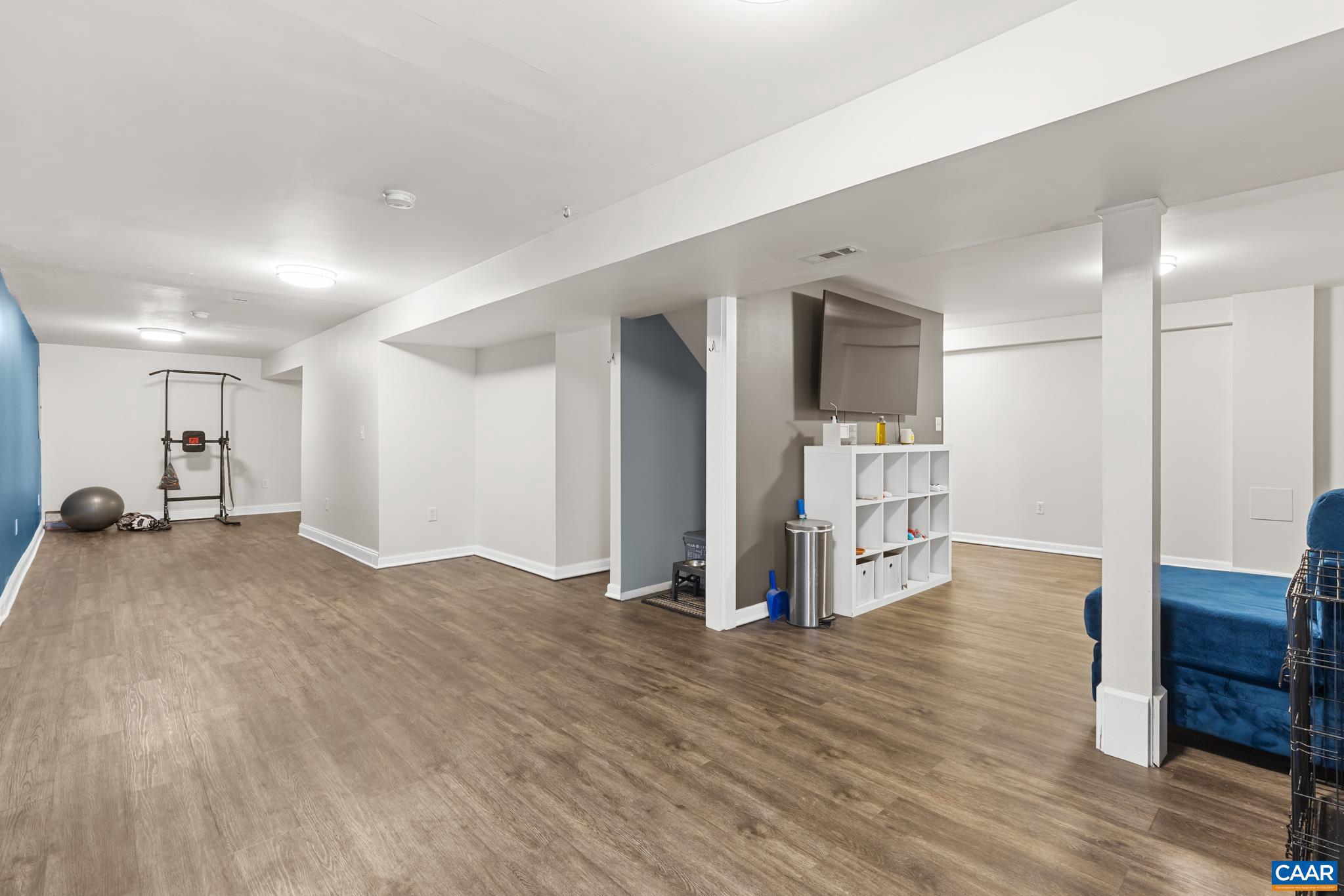 FOX CHASE - Residential