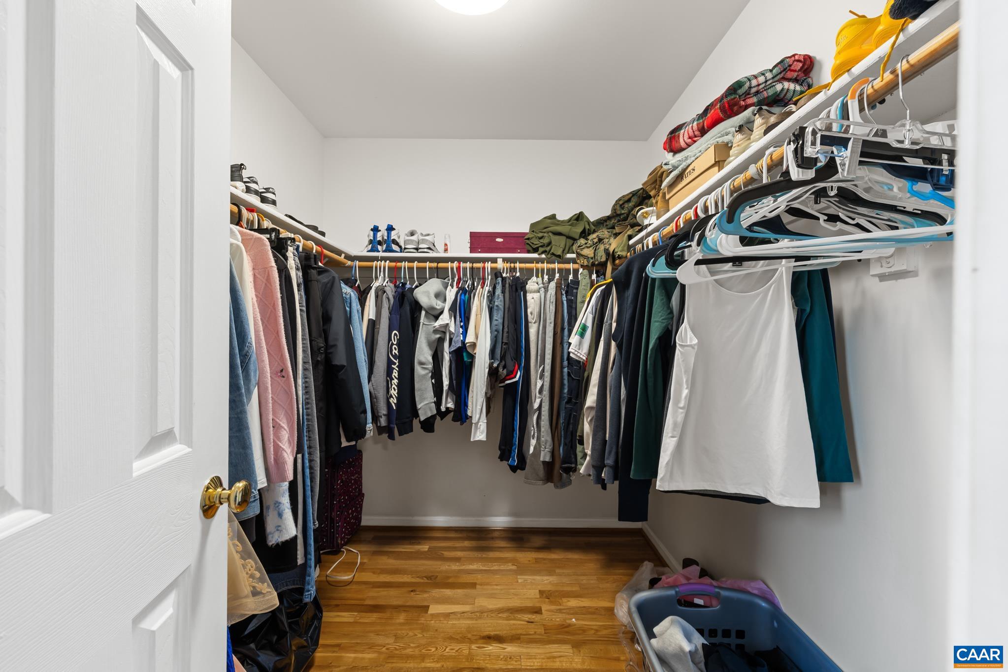 FOX CHASE - Residential