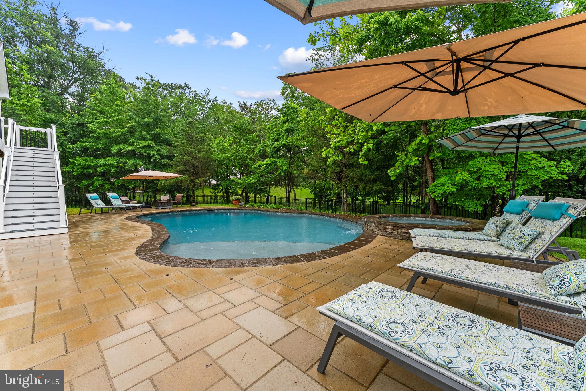 BROOKSIDE - Residential