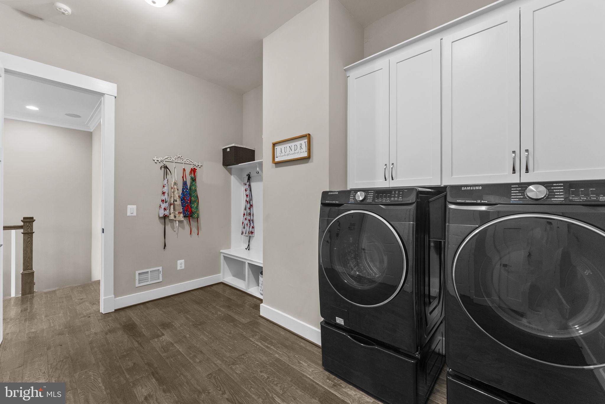 BROOKSIDE - Residential