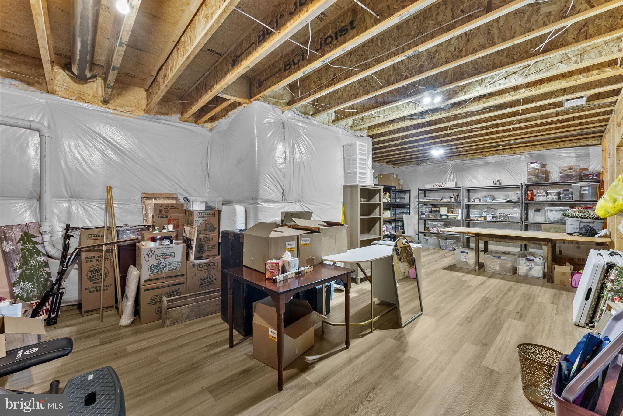 BROOKSIDE - Residential